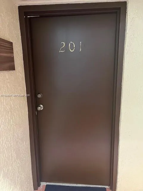 8810 Sw 123rd Ct M201, Miami, Florida 33186, Miami, Florida 33186, 3 Bedrooms Bedrooms, ,2 BathroomsBathrooms,Residential Lease,For Rent,8810 Sw 123rd Ct M201, Miami, Florida 33186,A11924826
