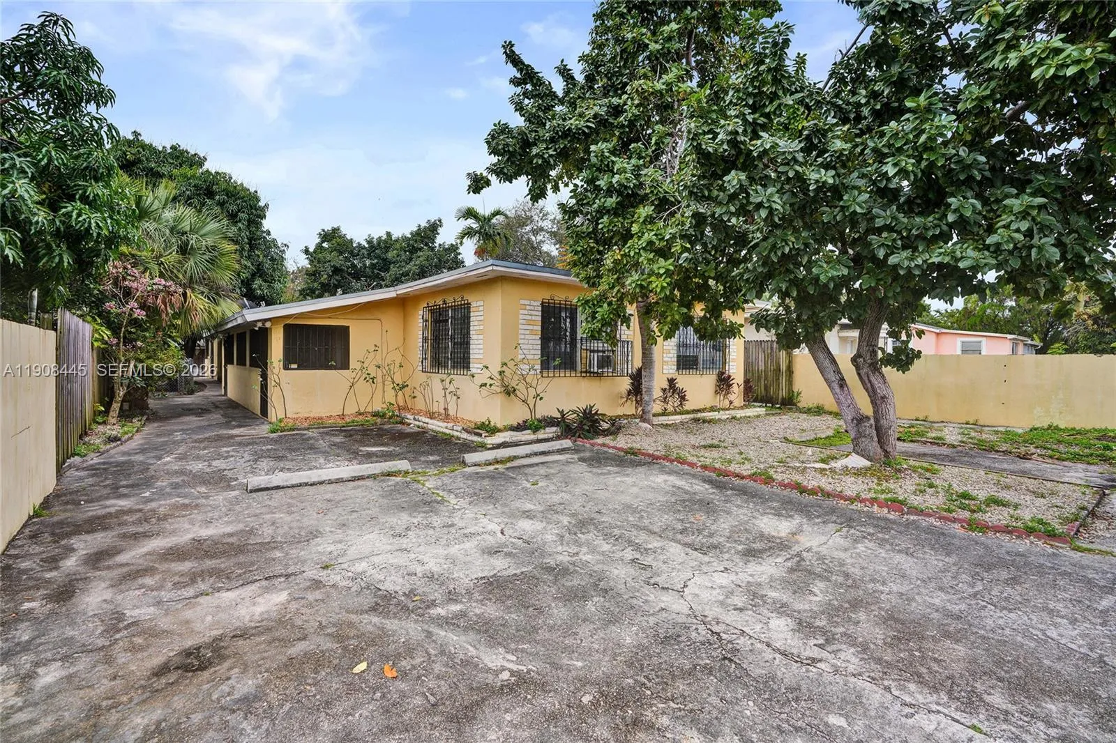836 Nw 101st St, Miami, Florida 33150, Miami, Florida 33150, ,Residential Income,For Sale,836 Nw 101st St, Miami, Florida 33150,A11908445