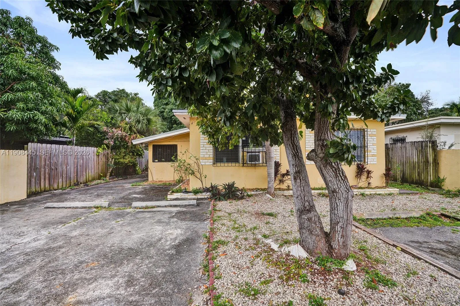 836 Nw 101st St, Miami, Florida 33150, Miami, Florida 33150, ,Residential Income,For Sale,836 Nw 101st St, Miami, Florida 33150,A11908445