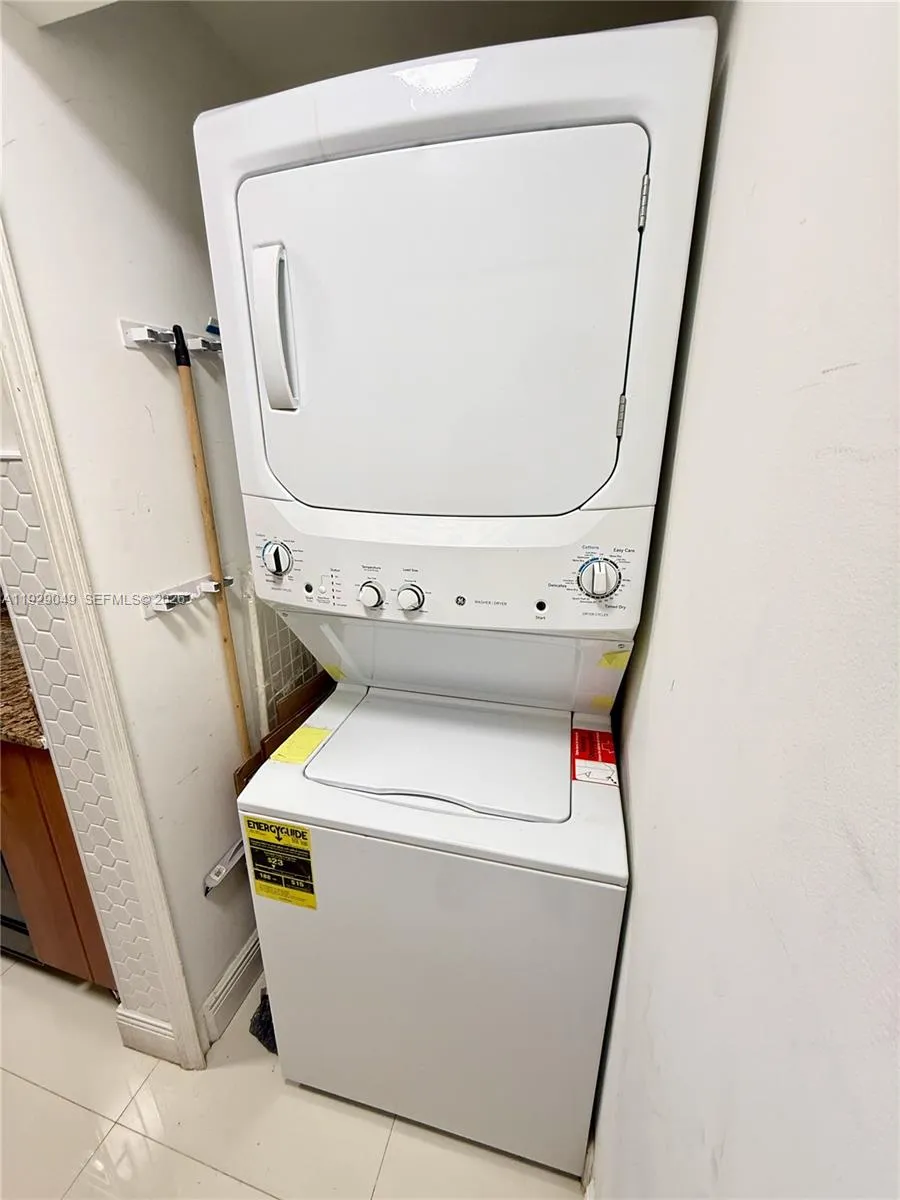 2701 Sw 3rd Ave 202, Miami, Florida 33129, Miami, Florida 33129, 1 Bedroom Bedrooms, ,1 BathroomBathrooms,Residential,For Sale,2701 Sw 3rd Ave 202, Miami, Florida 33129,A11929049