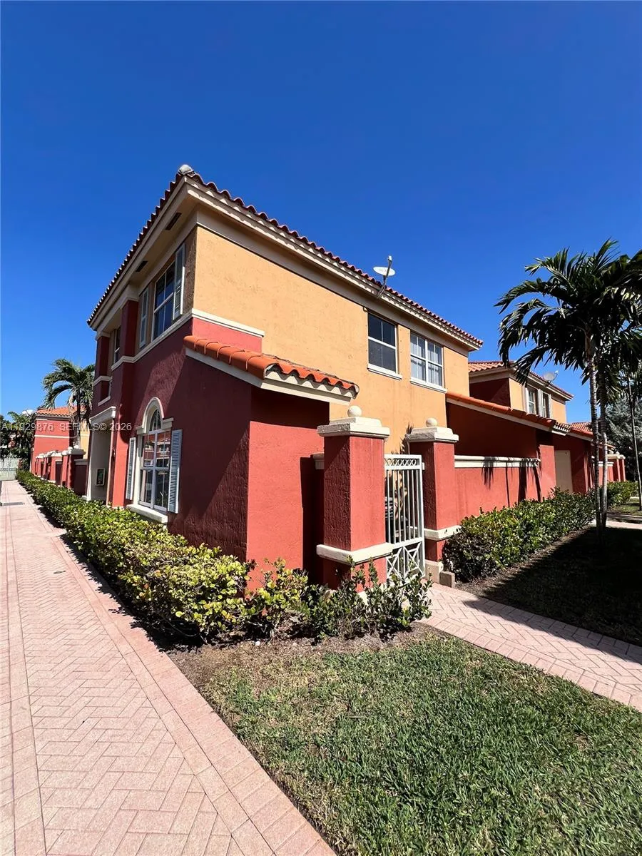 6202 Nw 116th Pl 444, Doral, Florida 33178, Doral, Florida 33178, 3 Bedrooms Bedrooms, ,2 BathroomsBathrooms,Residential Lease,For Rent,6202 Nw 116th Pl 444, Doral, Florida 33178,A11929876