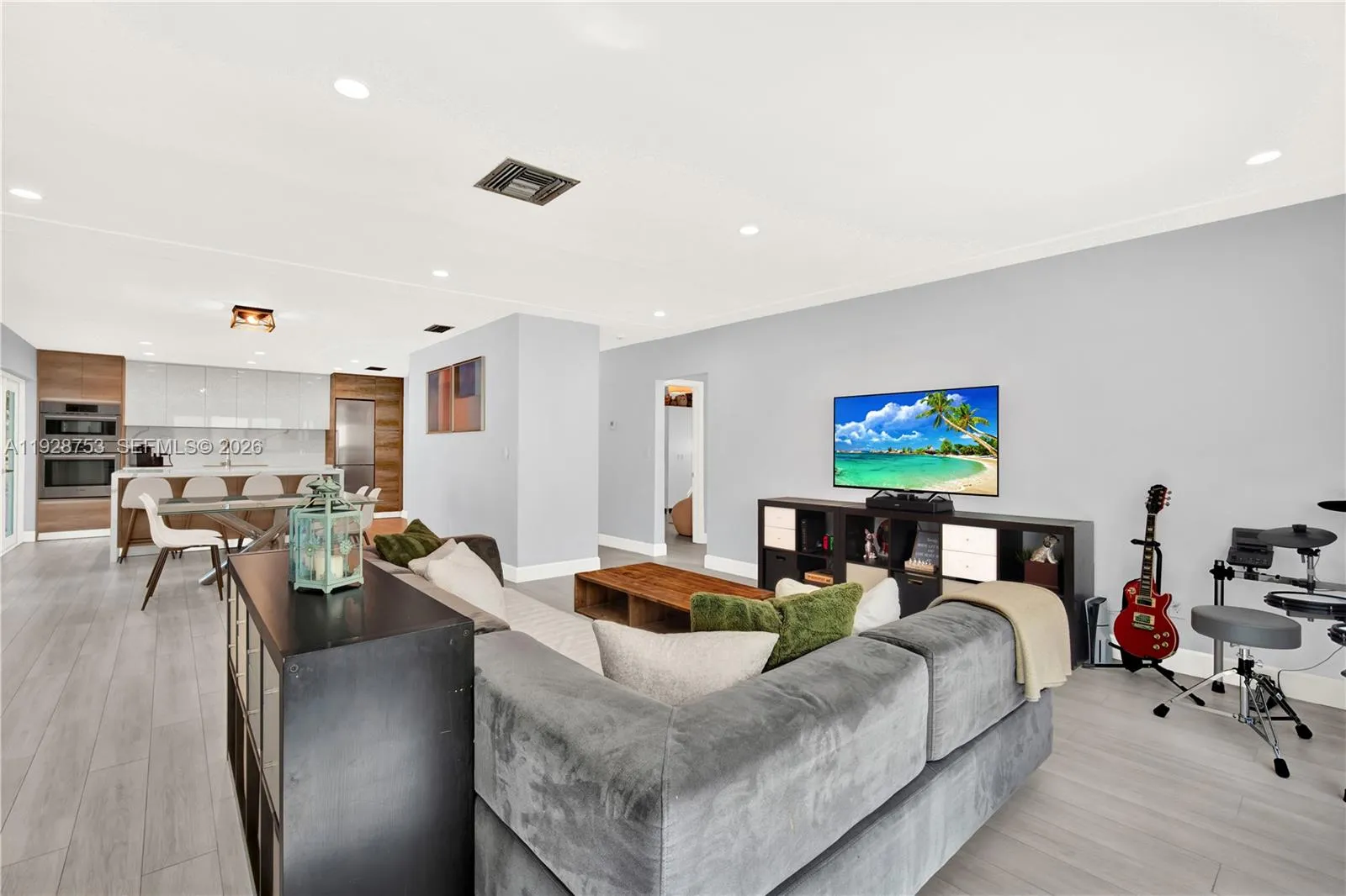 8265 Sw 149th Dr, Palmetto Bay, Florida 33158, Palmetto Bay, Florida 33158, 3 Bedrooms Bedrooms, ,2 BathroomsBathrooms,Residential,For Sale,8265 Sw 149th Dr, Palmetto Bay, Florida 33158,A11928753