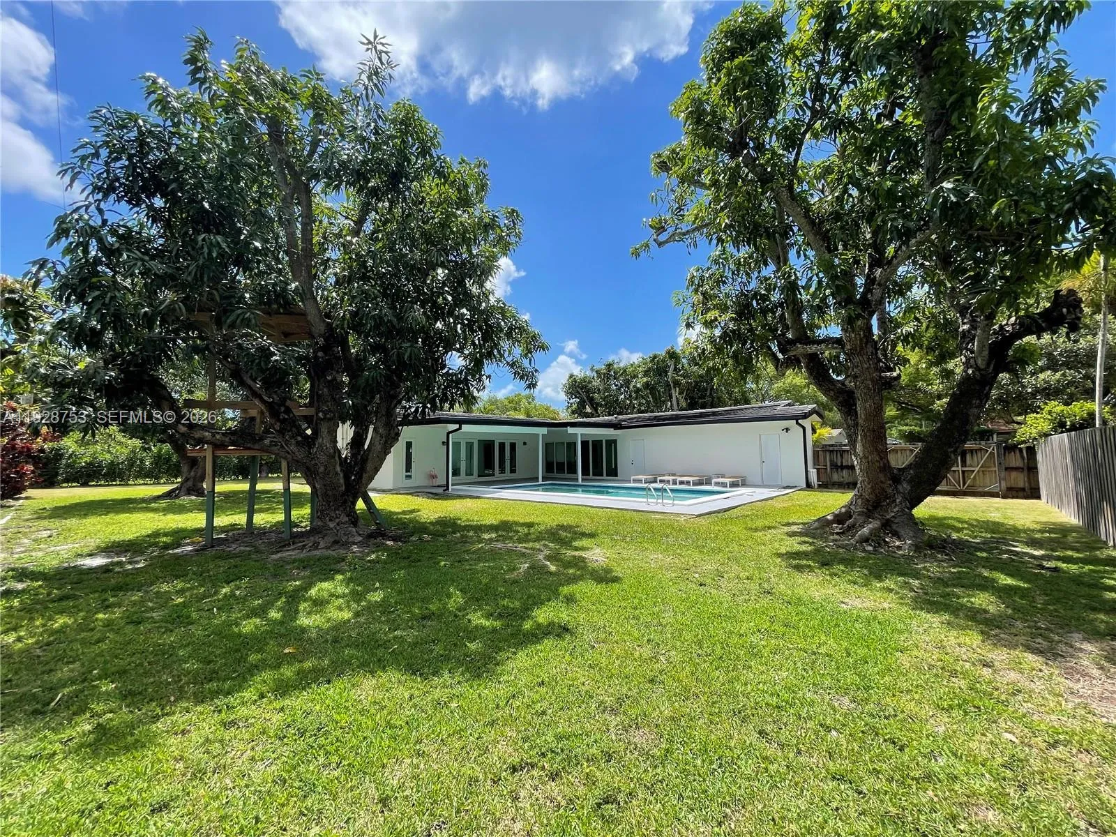 8265 Sw 149th Dr, Palmetto Bay, Florida 33158, Palmetto Bay, Florida 33158, 3 Bedrooms Bedrooms, ,2 BathroomsBathrooms,Residential,For Sale,8265 Sw 149th Dr, Palmetto Bay, Florida 33158,A11928753