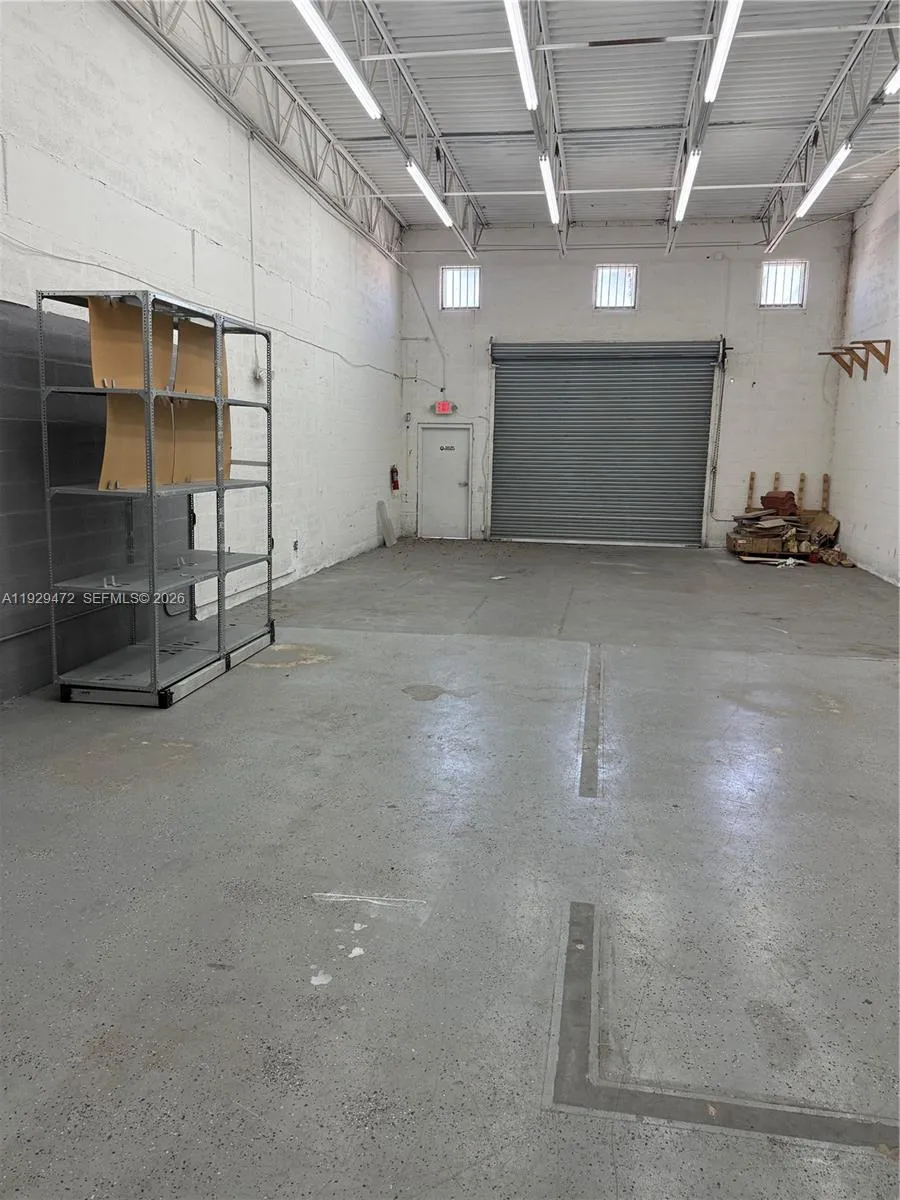 7400 Nw 7th St Unit 2, Miami, Florida 33126, Miami, Florida 33126, ,Commercial Lease,For Rent,7400 Nw 7th St Unit 2, Miami, Florida 33126,A11929472
