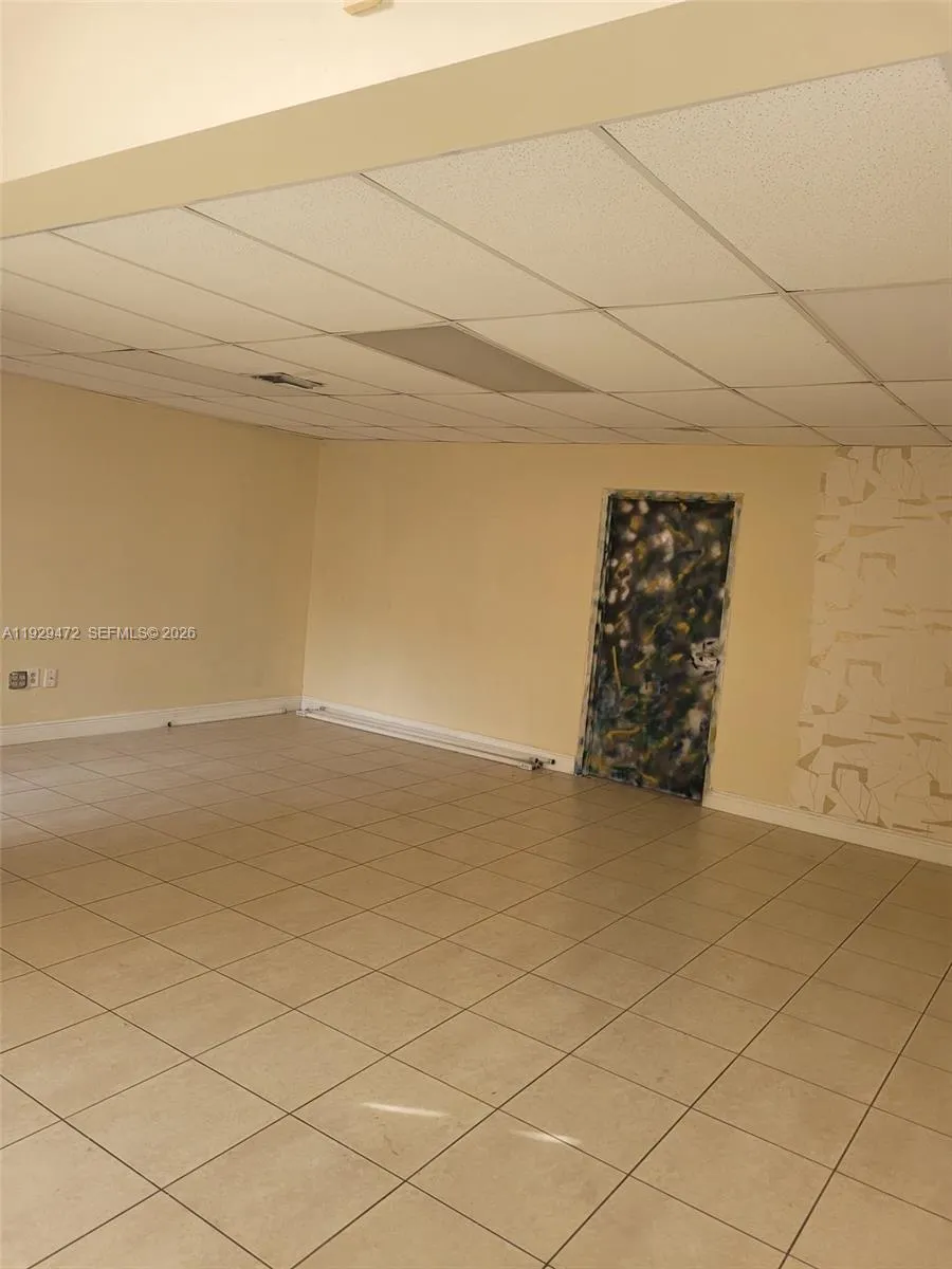 7400 Nw 7th St Unit 2, Miami, Florida 33126, Miami, Florida 33126, ,Commercial Lease,For Rent,7400 Nw 7th St Unit 2, Miami, Florida 33126,A11929472