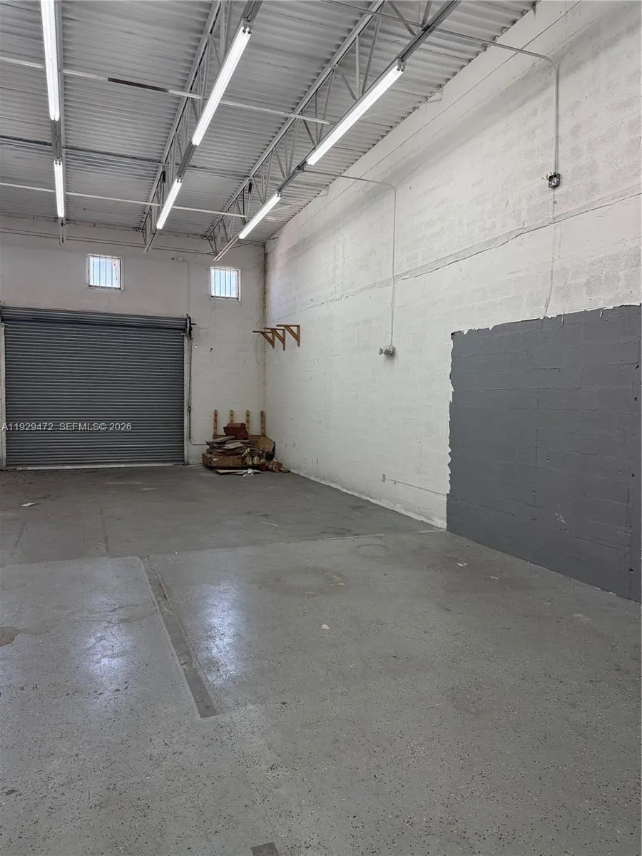 7400 Nw 7th St Unit 2, Miami, Florida 33126, Miami, Florida 33126, ,Commercial Lease,For Rent,7400 Nw 7th St Unit 2, Miami, Florida 33126,A11929472