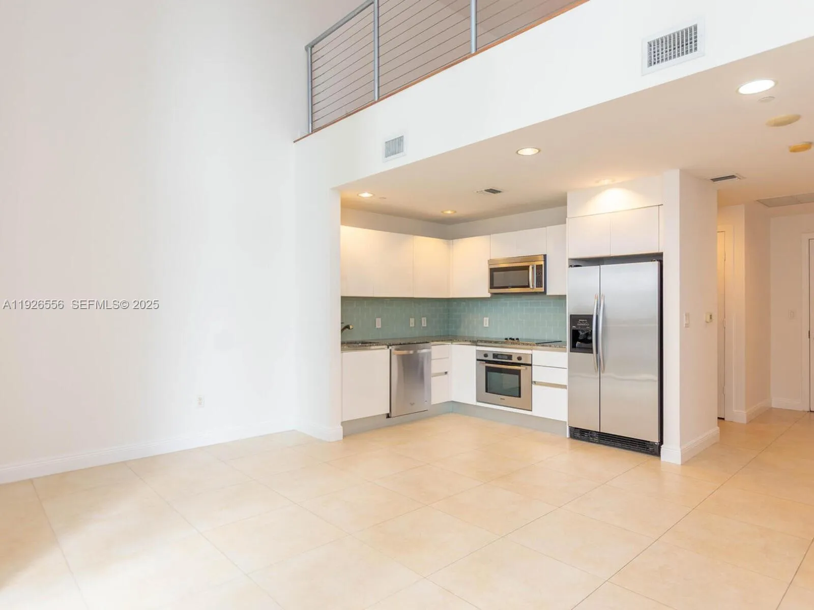 1050 Brickell Ave 606, Miami, Florida 33131, Miami, Florida 33131, 1 Bedroom Bedrooms, ,1 BathroomBathrooms,Residential,For Sale,1050 Brickell Ave 606, Miami, Florida 33131,A11926556