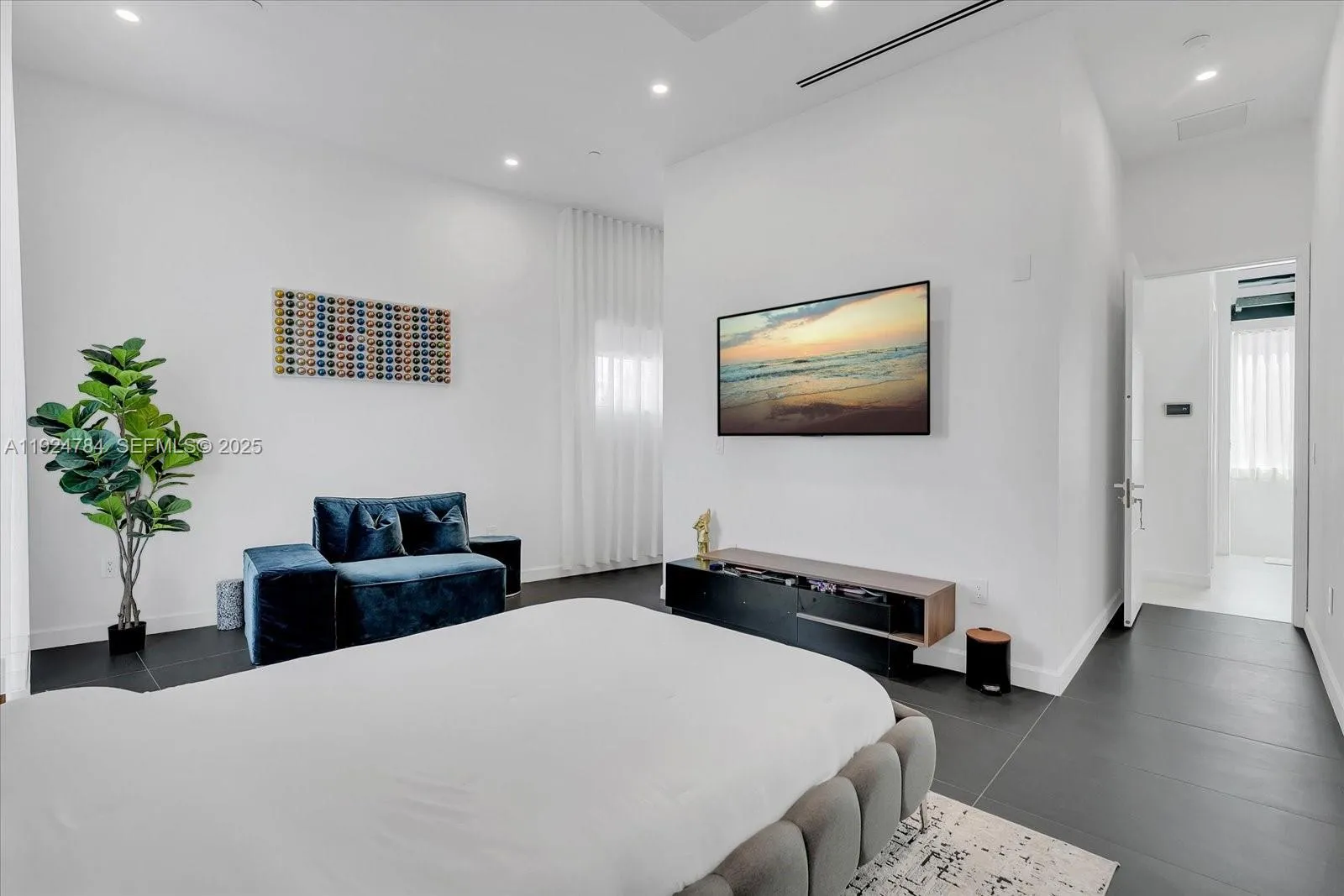 11 Century Lane, Miami Beach, Florida 33139, Miami Beach, Florida 33139, 3 Bedrooms Bedrooms, ,3 BathroomsBathrooms,Residential,For Sale,11 Century Lane, Miami Beach, Florida 33139,A11924784