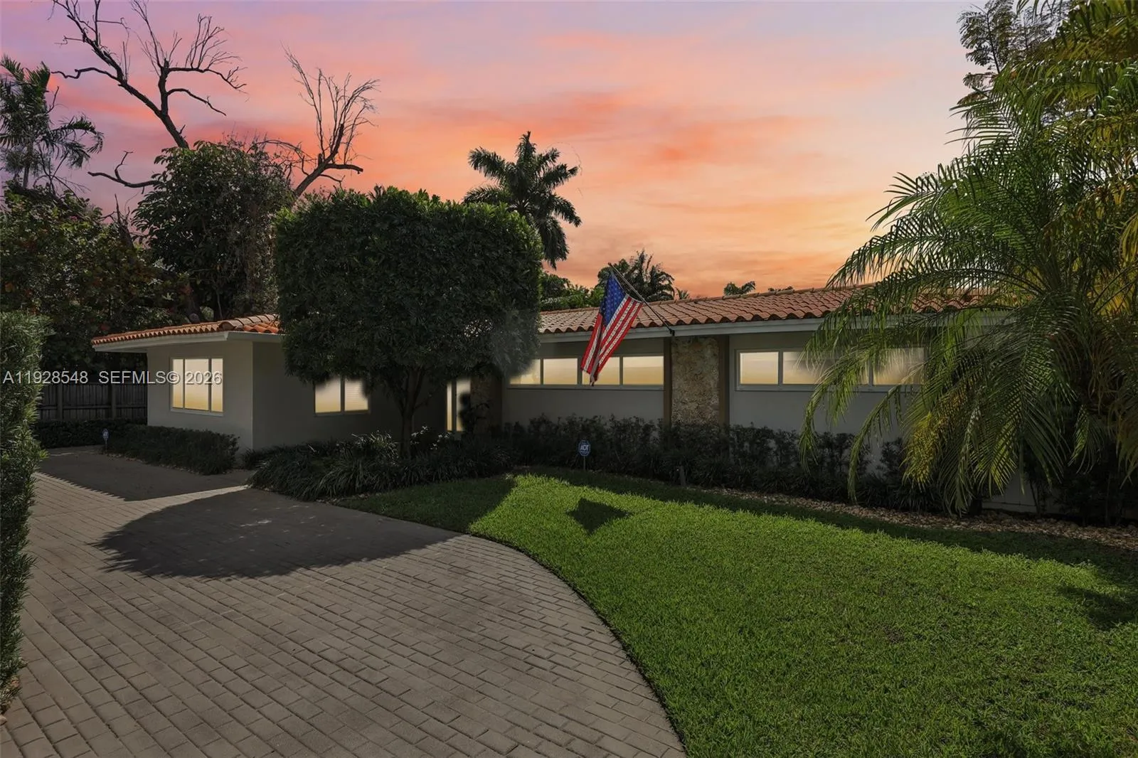 360 Menores Ave, Coral Gables, Florida 33134, Coral Gables, Florida 33134, 6 Bedrooms Bedrooms, ,3 BathroomsBathrooms,Residential,For Sale,360 Menores Ave, Coral Gables, Florida 33134,A11928548