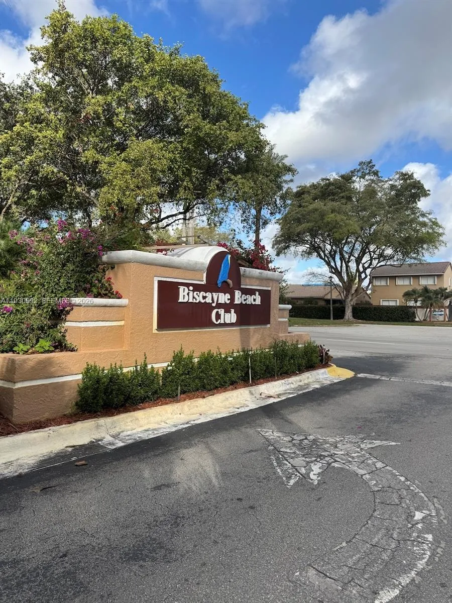 10501 Sw 155 1121, Miami, Florida 33196, Miami, Florida 33196, 2 Bedrooms Bedrooms, ,2 BathroomsBathrooms,Residential Lease,For Rent,10501 Sw 155 1121, Miami, Florida 33196,A11930092