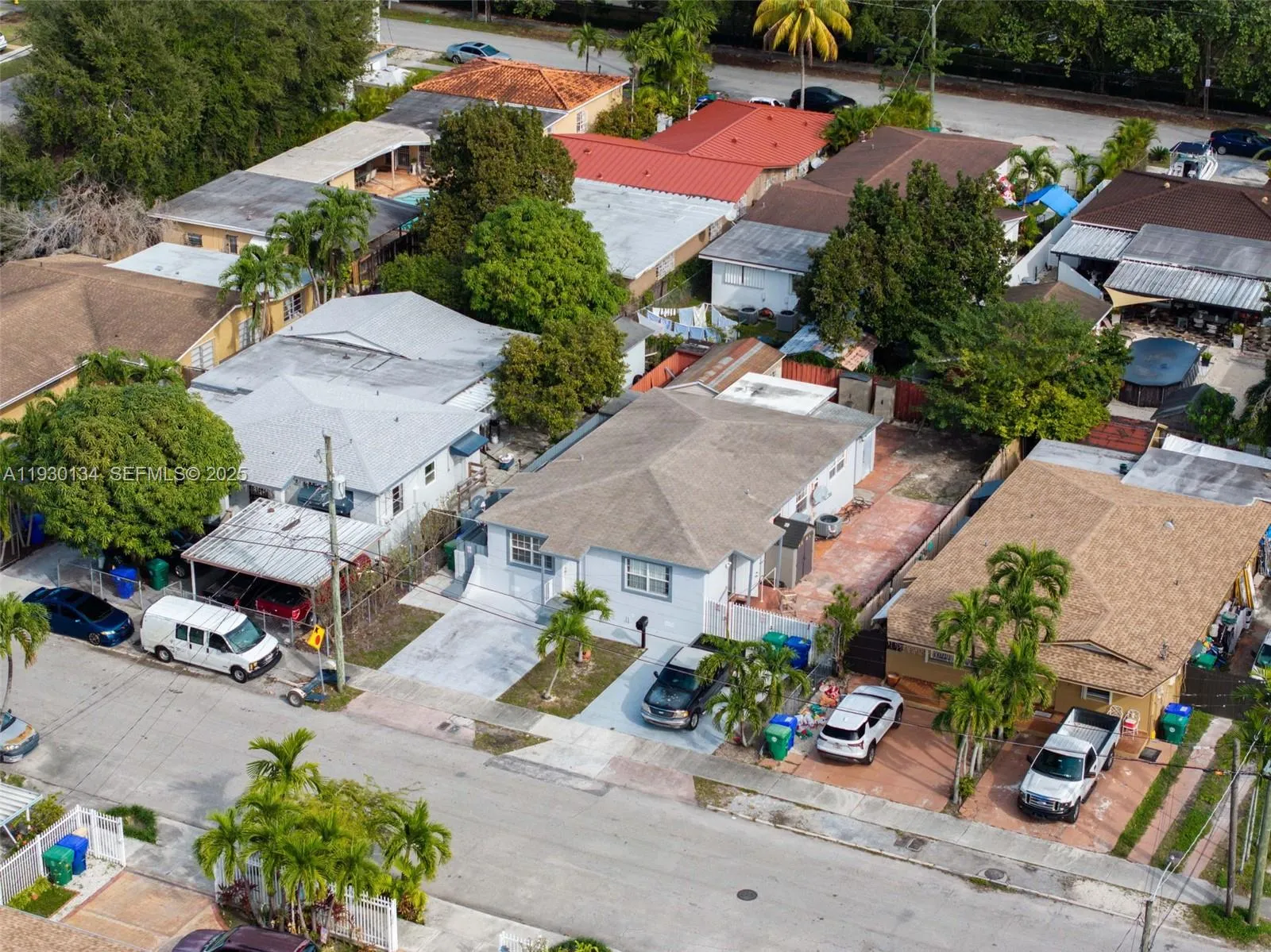 115 Nw 56th Ave, Miami, Florida 33126, Miami, Florida 33126, ,Residential Income,For Sale,115 Nw 56th Ave, Miami, Florida 33126,A11930134