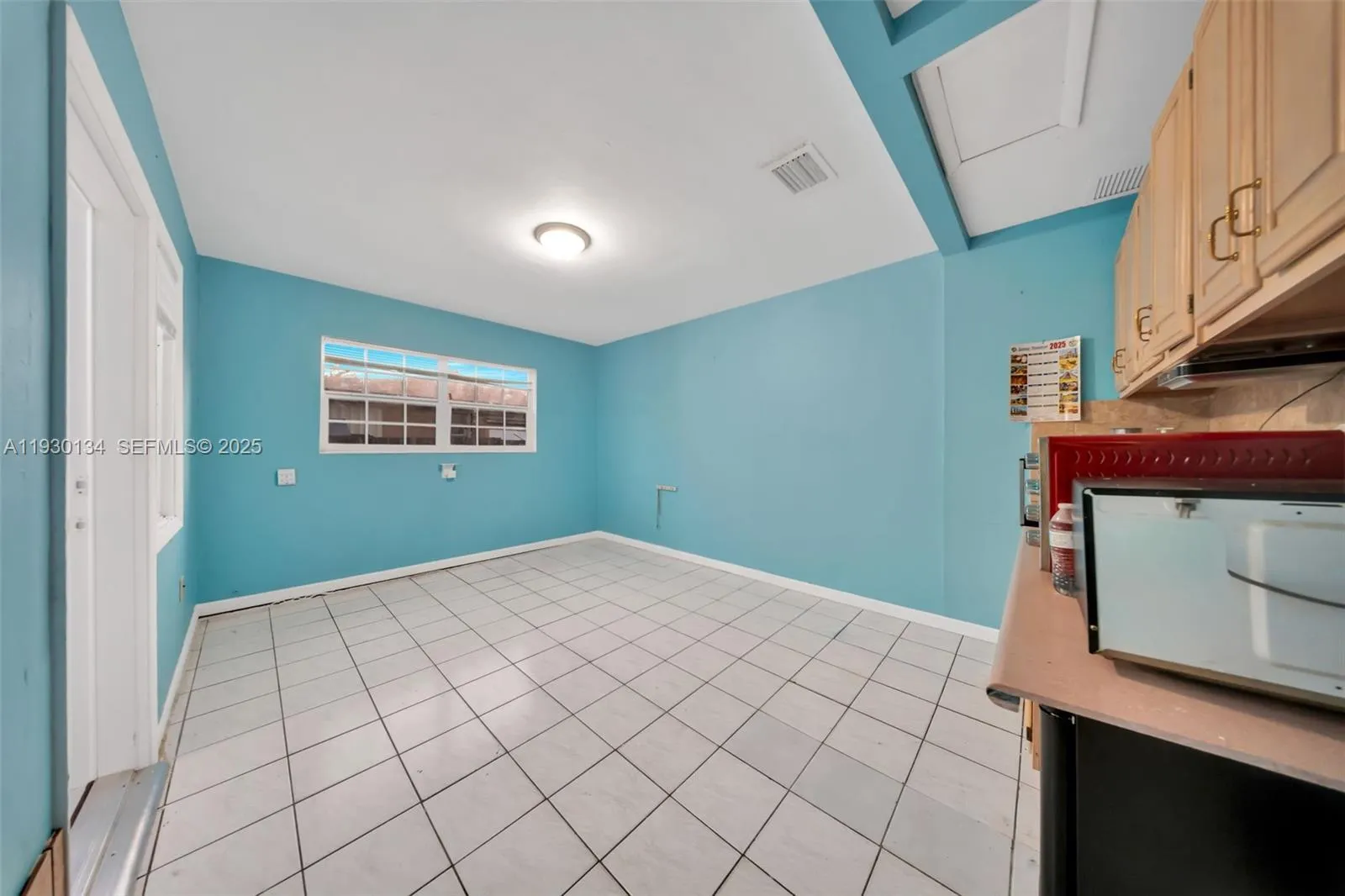 115 Nw 56th Ave, Miami, Florida 33126, Miami, Florida 33126, ,Residential Income,For Sale,115 Nw 56th Ave, Miami, Florida 33126,A11930134