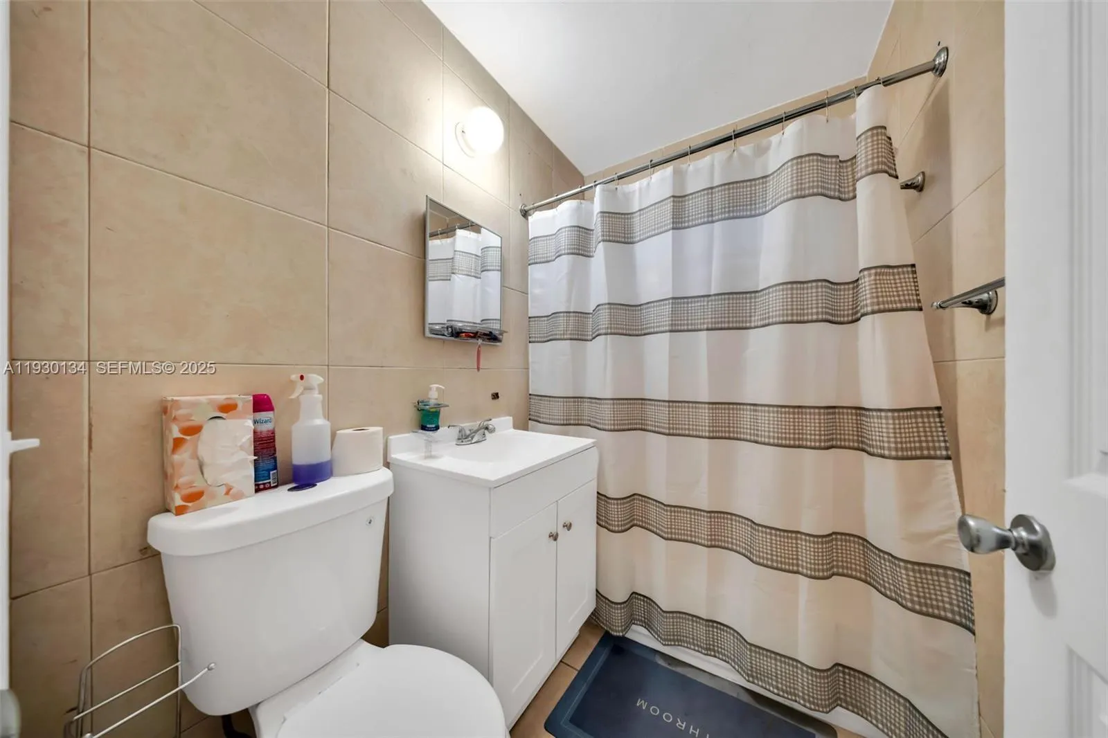 115 Nw 56th Ave, Miami, Florida 33126, Miami, Florida 33126, ,Residential Income,For Sale,115 Nw 56th Ave, Miami, Florida 33126,A11930134