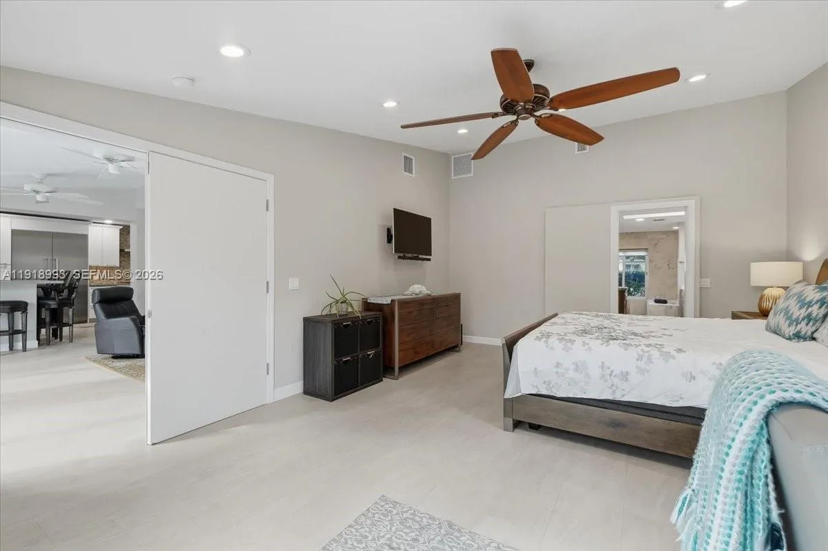 2662 Ne 3rd St, Pompano Beach, Florida 33062, Pompano Beach, Florida 33062, 3 Bedrooms Bedrooms, ,2 BathroomsBathrooms,Residential,For Sale,2662 Ne 3rd St, Pompano Beach, Florida 33062,A11918993
