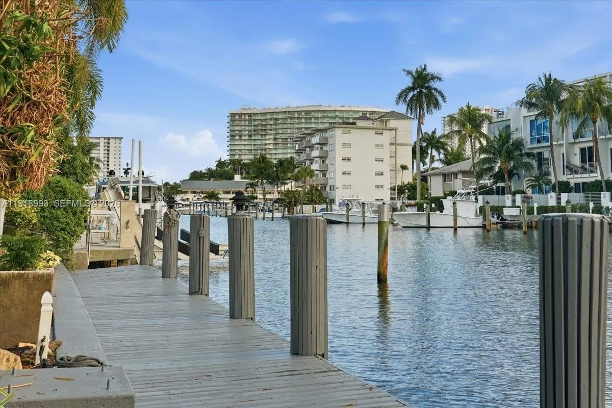 2662 Ne 3rd St, Pompano Beach, Florida 33062, Pompano Beach, Florida 33062, 3 Bedrooms Bedrooms, ,2 BathroomsBathrooms,Residential,For Sale,2662 Ne 3rd St, Pompano Beach, Florida 33062,A11918993