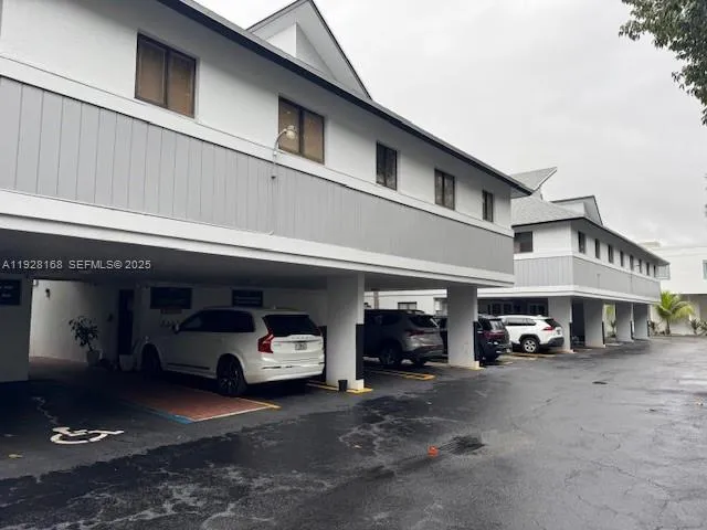 7325 Sw 63rd Ave 102-b, South Miami, Florida 33143, South Miami, Florida 33143, ,Commercial Lease,For Rent,7325 Sw 63rd Ave 102-b, South Miami, Florida 33143,A11928168