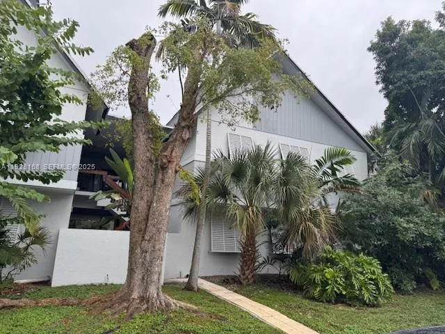 7325 Sw 63rd Ave 102-b, South Miami, Florida 33143, South Miami, Florida 33143, ,Commercial Lease,For Rent,7325 Sw 63rd Ave 102-b, South Miami, Florida 33143,A11928168