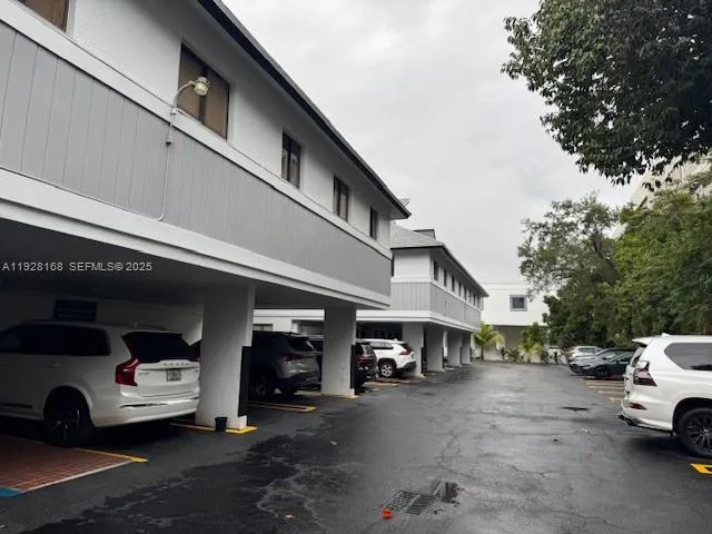 7325 Sw 63rd Ave 102-b, South Miami, Florida 33143, South Miami, Florida 33143, ,Commercial Lease,For Rent,7325 Sw 63rd Ave 102-b, South Miami, Florida 33143,A11928168