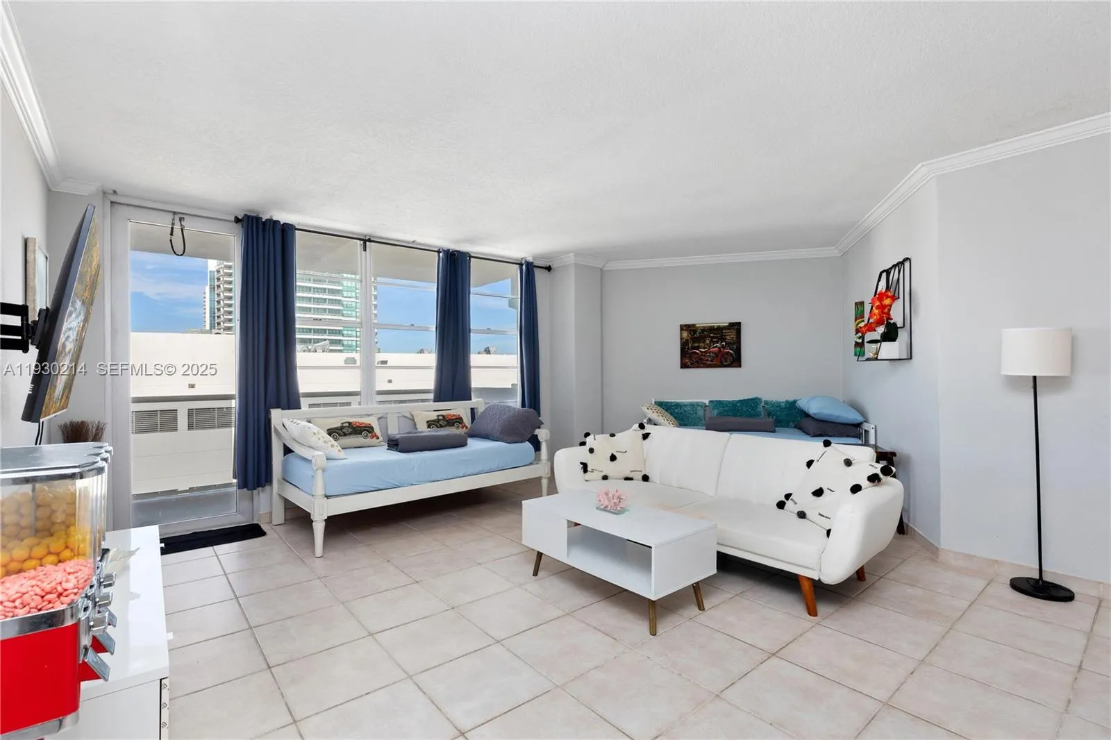 3725 S Ocean Dr 1421, Hollywood, Florida 33019, Hollywood, Florida 33019, 1 Bedroom Bedrooms, ,1 BathroomBathrooms,Residential,For Sale,3725 S Ocean Dr 1421, Hollywood, Florida 33019,A11930214