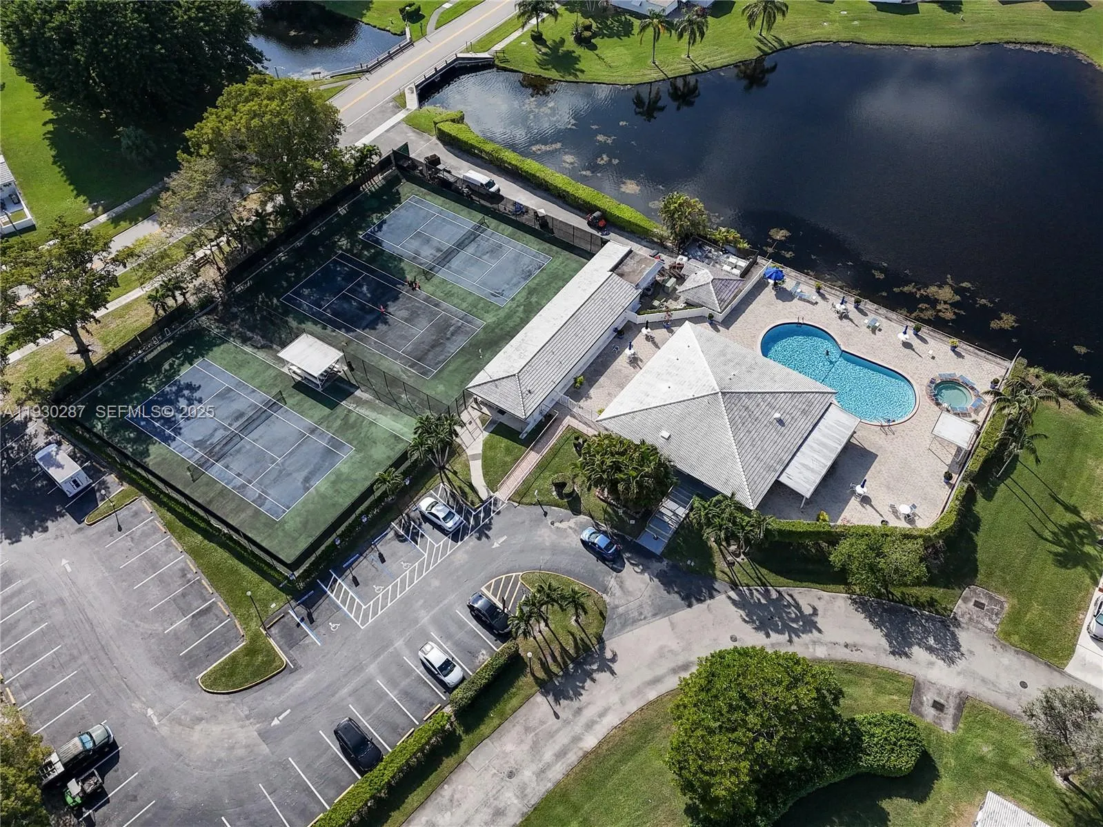 1331 Campanelli Dr, Plantation, Florida 33322, Plantation, Florida 33322, 2 Bedrooms Bedrooms, ,2 BathroomsBathrooms,Residential,For Sale,1331 Campanelli Dr, Plantation, Florida 33322,A11930287