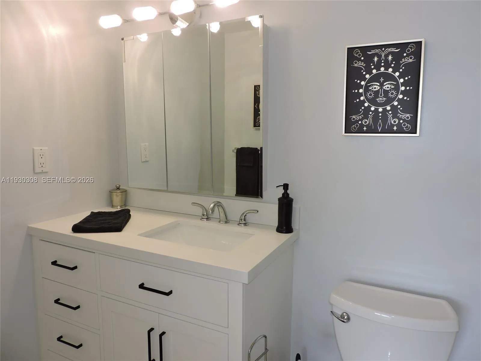 324 Se 10th St 207, Dania Beach, Florida 33004, Dania Beach, Florida 33004, 2 Bedrooms Bedrooms, ,2 BathroomsBathrooms,Residential,For Sale,324 Se 10th St 207, Dania Beach, Florida 33004,A11930308