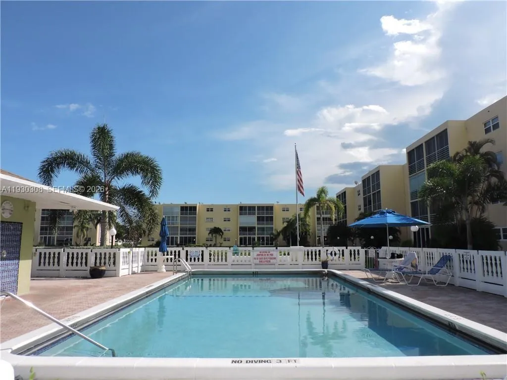 324 Se 10th St 207, Dania Beach, Florida 33004, Dania Beach, Florida 33004, 2 Bedrooms Bedrooms, ,2 BathroomsBathrooms,Residential,For Sale,324 Se 10th St 207, Dania Beach, Florida 33004,A11930308