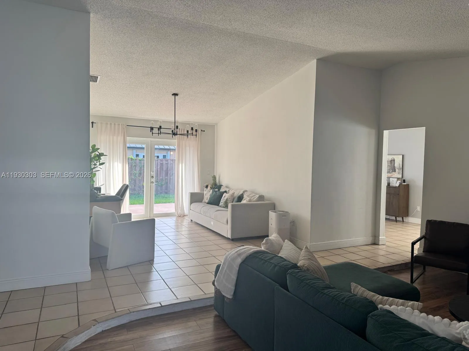 Miami, Florida 33175, 4 Bedrooms Bedrooms, ,2 BathroomsBathrooms,Residential,For Sale,A11930303