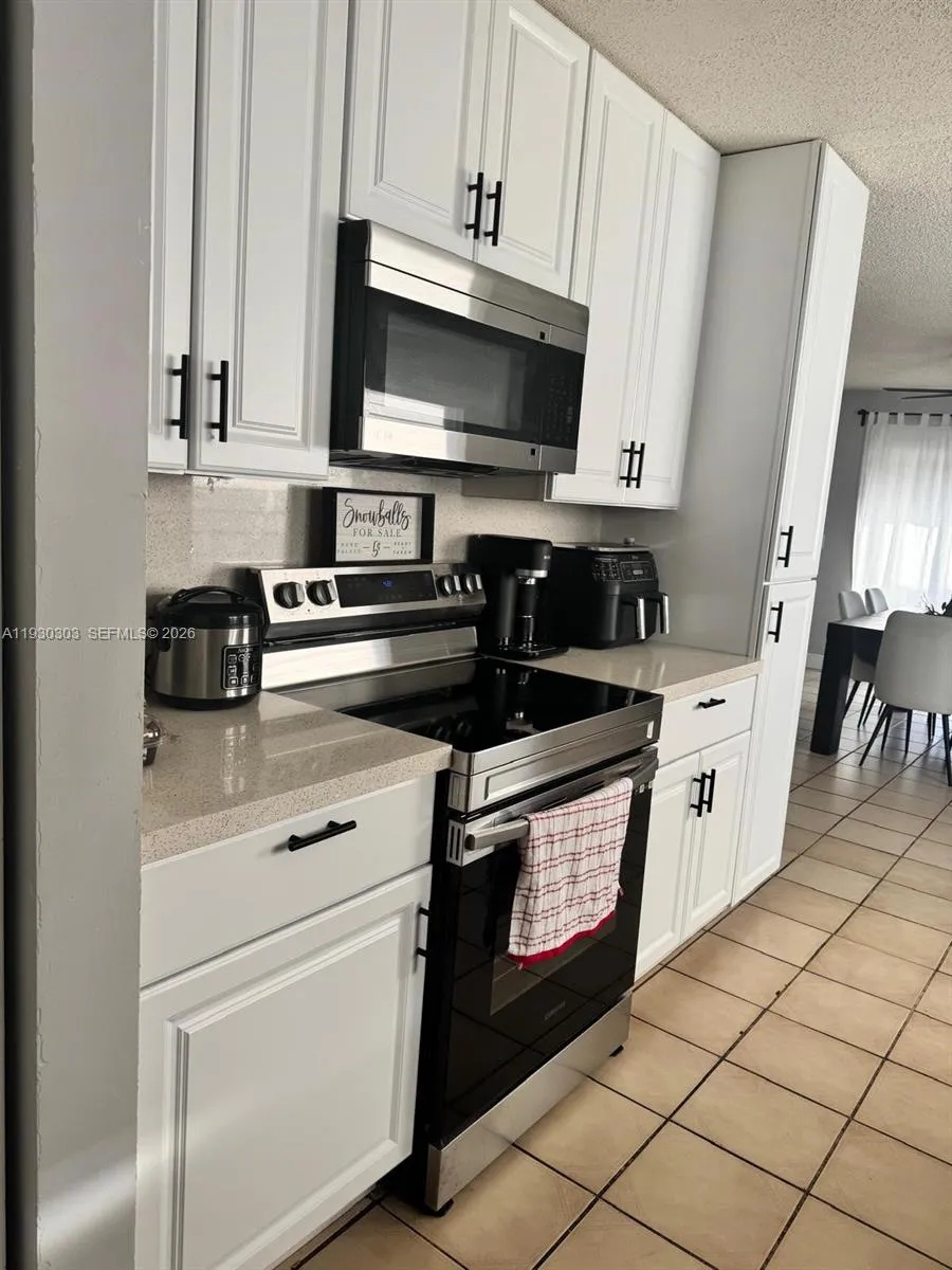 Miami, Florida 33175, 4 Bedrooms Bedrooms, ,2 BathroomsBathrooms,Residential,For Sale,A11930303