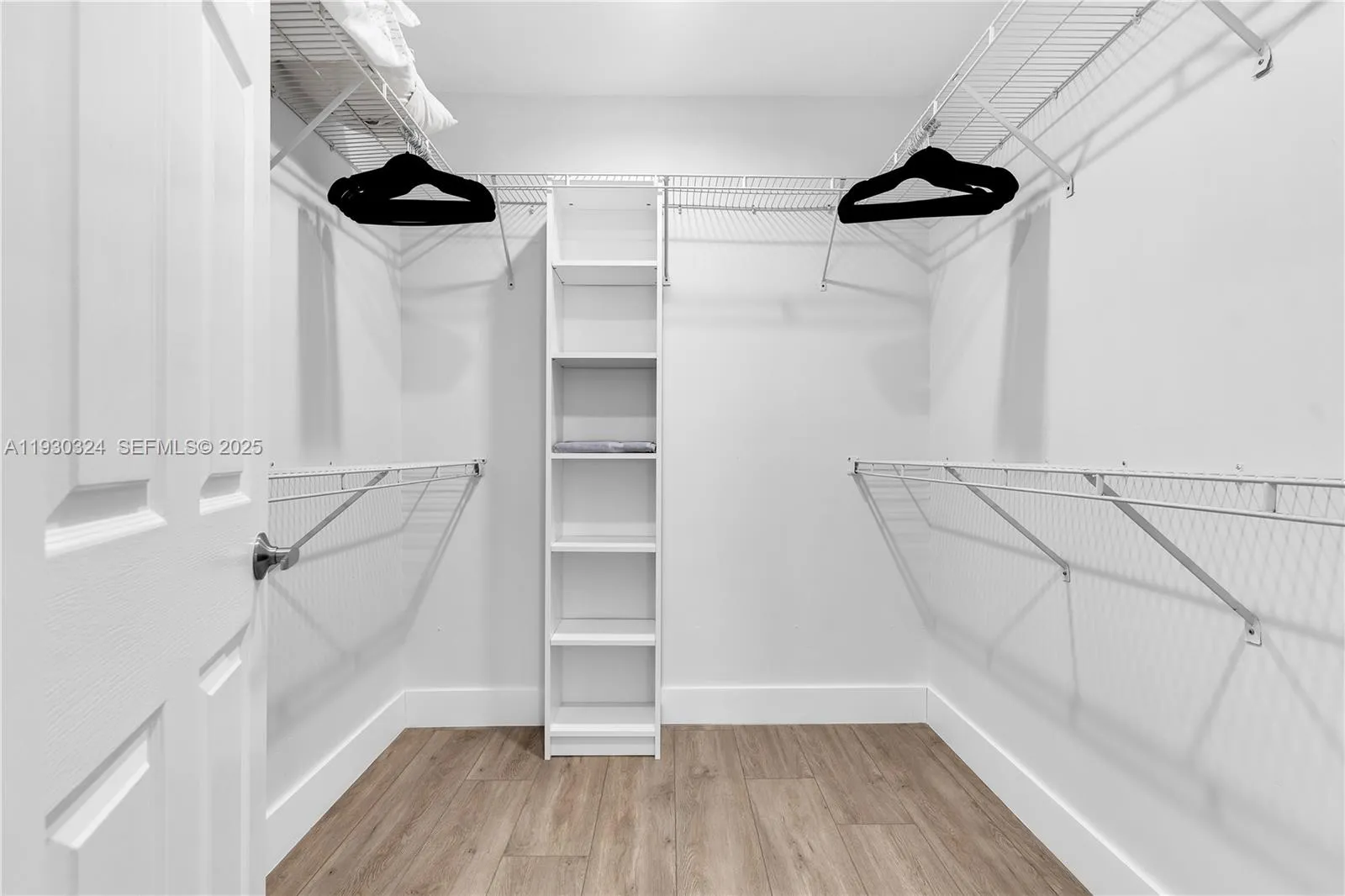 617 Nw 30th Ct 0, Wilton Manors, Florida 33311, Wilton Manors, Florida 33311, 3 Bedrooms Bedrooms, ,3 BathroomsBathrooms,Residential Lease,For Rent,617 Nw 30th Ct 0, Wilton Manors, Florida 33311,A11930324