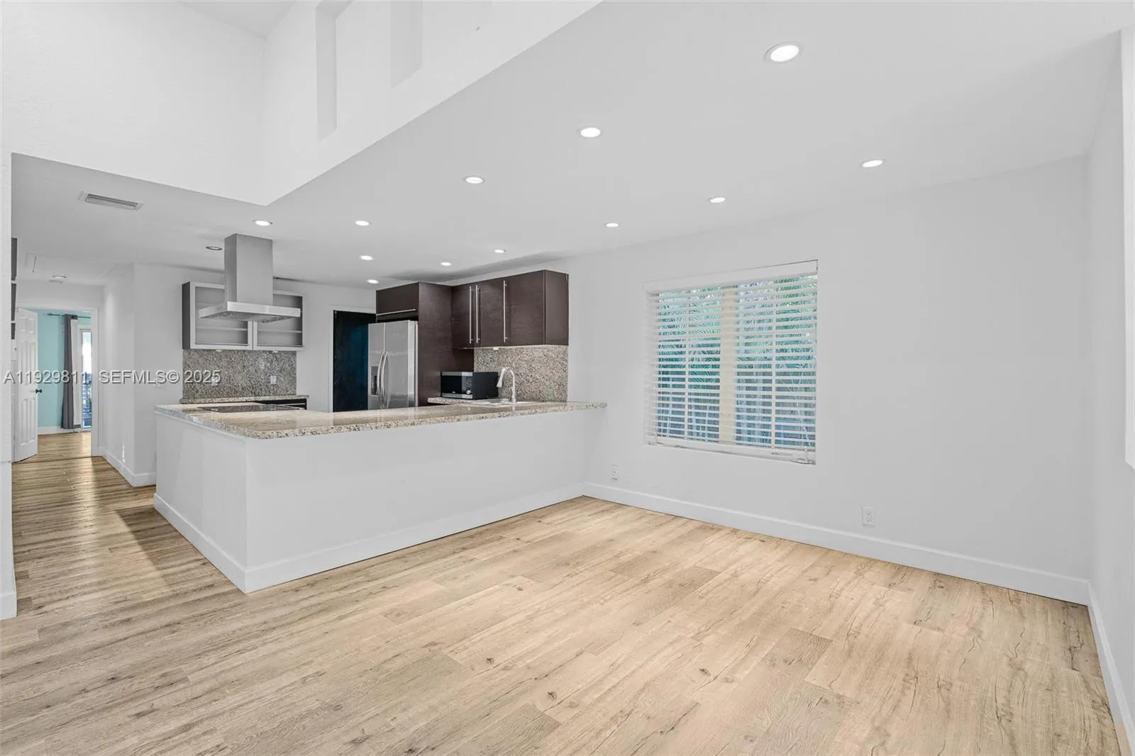 1547 Harrison St, Hollywood, Florida 33020, Hollywood, Florida 33020, 3 Bedrooms Bedrooms, ,2 BathroomsBathrooms,Residential,For Sale,1547 Harrison St, Hollywood, Florida 33020,A11929811