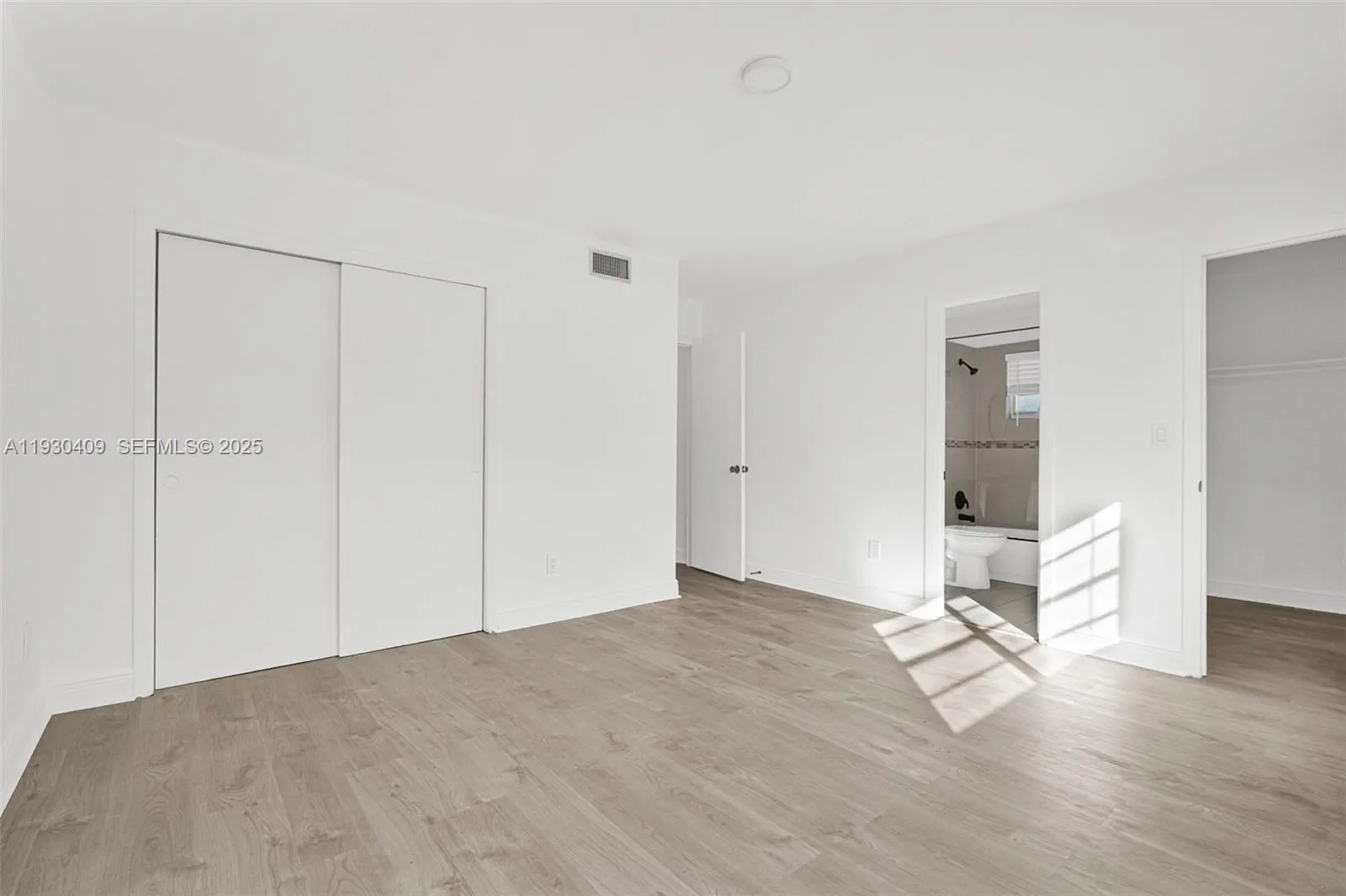 8295 Ne Miami Ct 4, Miami, Florida 33138, Miami, Florida 33138, 1 Bedroom Bedrooms, ,1 BathroomBathrooms,Residential Lease,For Rent,8295 Ne Miami Ct 4, Miami, Florida 33138,A11930409