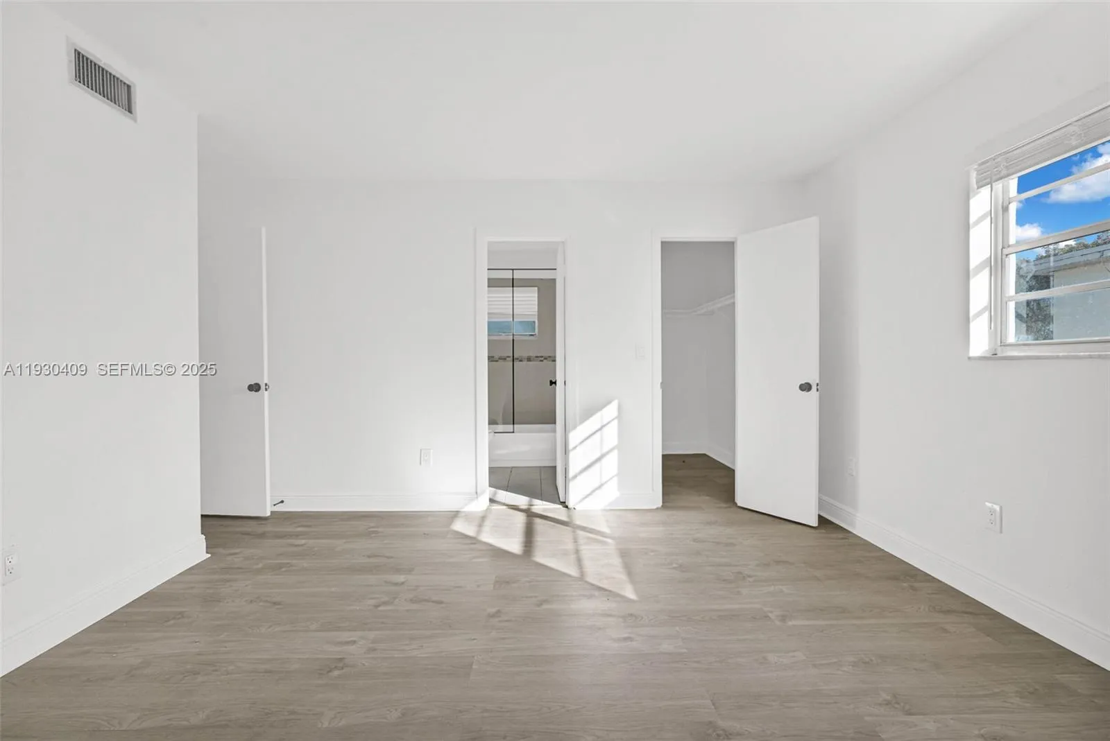 8295 Ne Miami Ct 4, Miami, Florida 33138, Miami, Florida 33138, 1 Bedroom Bedrooms, ,1 BathroomBathrooms,Residential Lease,For Rent,8295 Ne Miami Ct 4, Miami, Florida 33138,A11930409