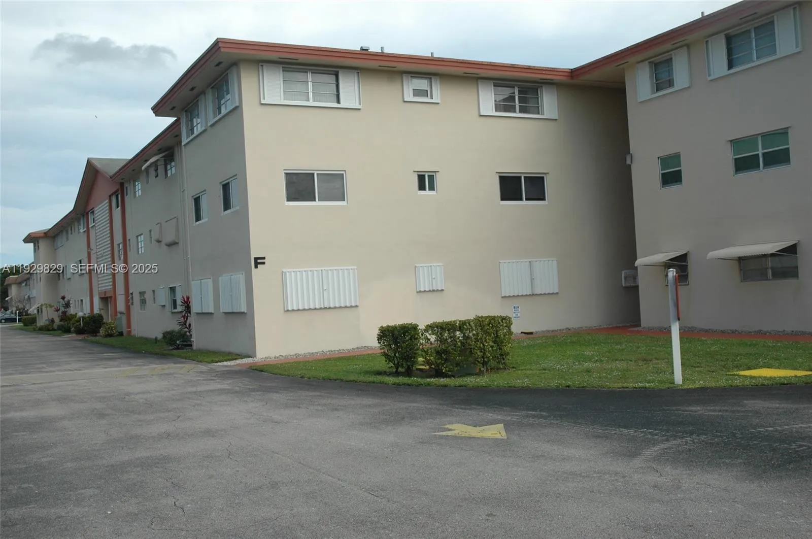 5300 Washington St F119, Hollywood, Florida 33021, Hollywood, Florida 33021, 2 Bedrooms Bedrooms, ,1 BathroomBathrooms,Residential,For Sale,5300 Washington St F119, Hollywood, Florida 33021,A11929829