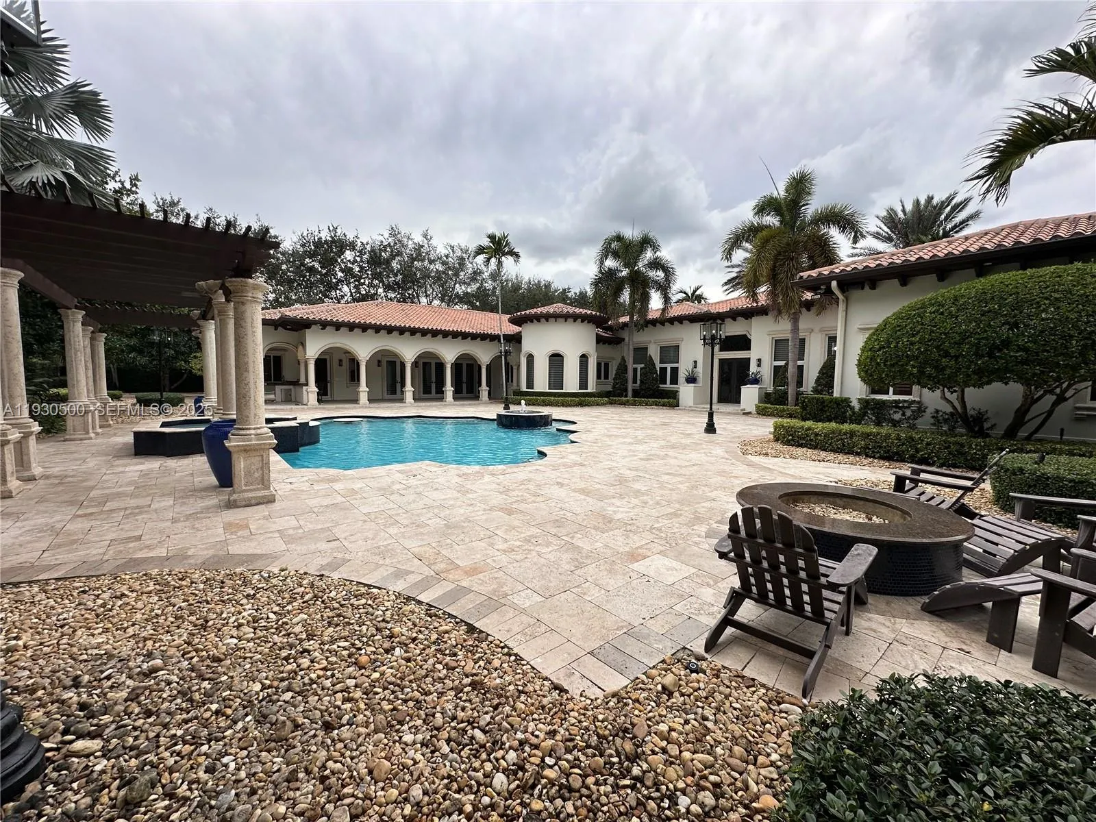6180 Sw 132nd St, Pinecrest, Florida 33156, Pinecrest, Florida 33156, 6 Bedrooms Bedrooms, ,6 BathroomsBathrooms,Residential Lease,For Rent,6180 Sw 132nd St, Pinecrest, Florida 33156,A11930500