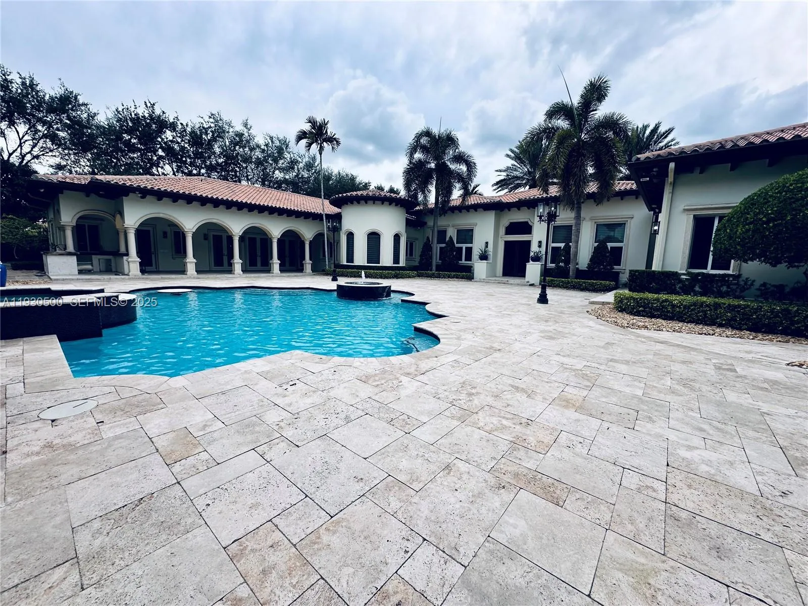 6180 Sw 132nd St, Pinecrest, Florida 33156, Pinecrest, Florida 33156, 6 Bedrooms Bedrooms, ,6 BathroomsBathrooms,Residential Lease,For Rent,6180 Sw 132nd St, Pinecrest, Florida 33156,A11930500