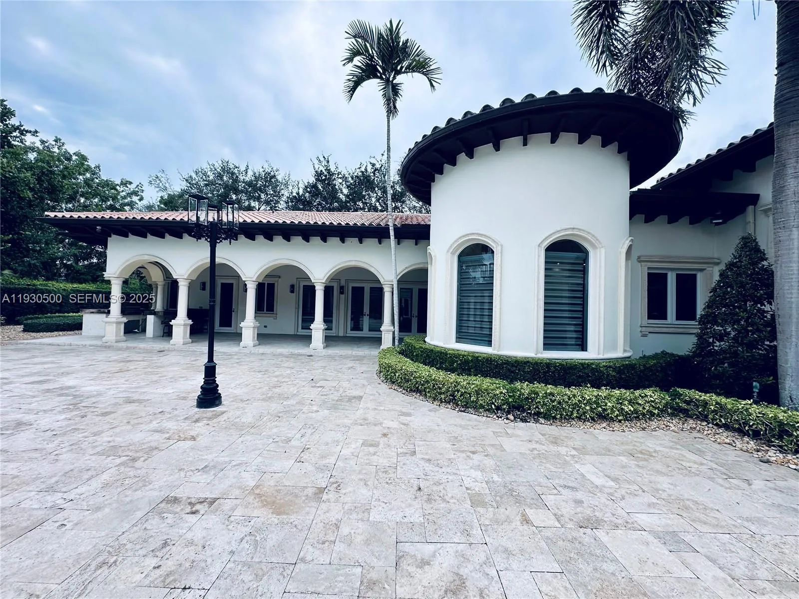 6180 Sw 132nd St, Pinecrest, Florida 33156, Pinecrest, Florida 33156, 6 Bedrooms Bedrooms, ,6 BathroomsBathrooms,Residential Lease,For Rent,6180 Sw 132nd St, Pinecrest, Florida 33156,A11930500