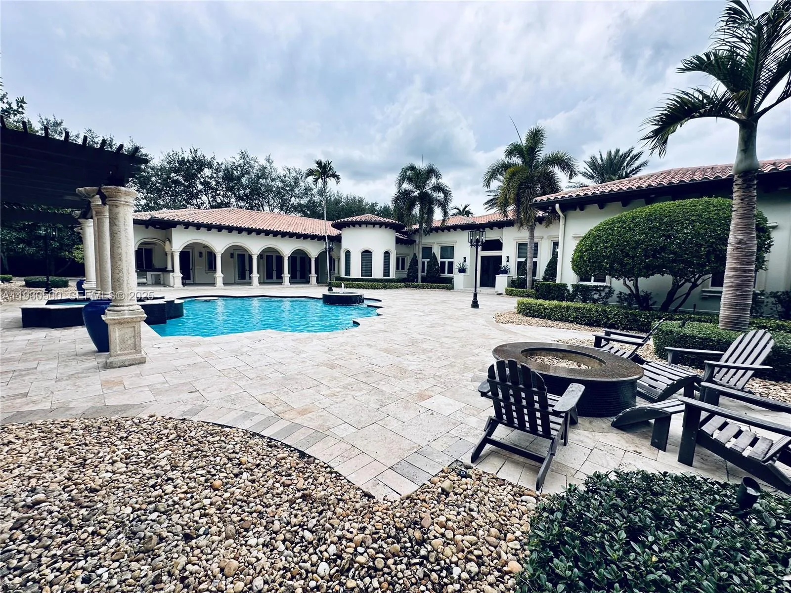 6180 Sw 132nd St, Pinecrest, Florida 33156, Pinecrest, Florida 33156, 6 Bedrooms Bedrooms, ,6 BathroomsBathrooms,Residential Lease,For Rent,6180 Sw 132nd St, Pinecrest, Florida 33156,A11930500