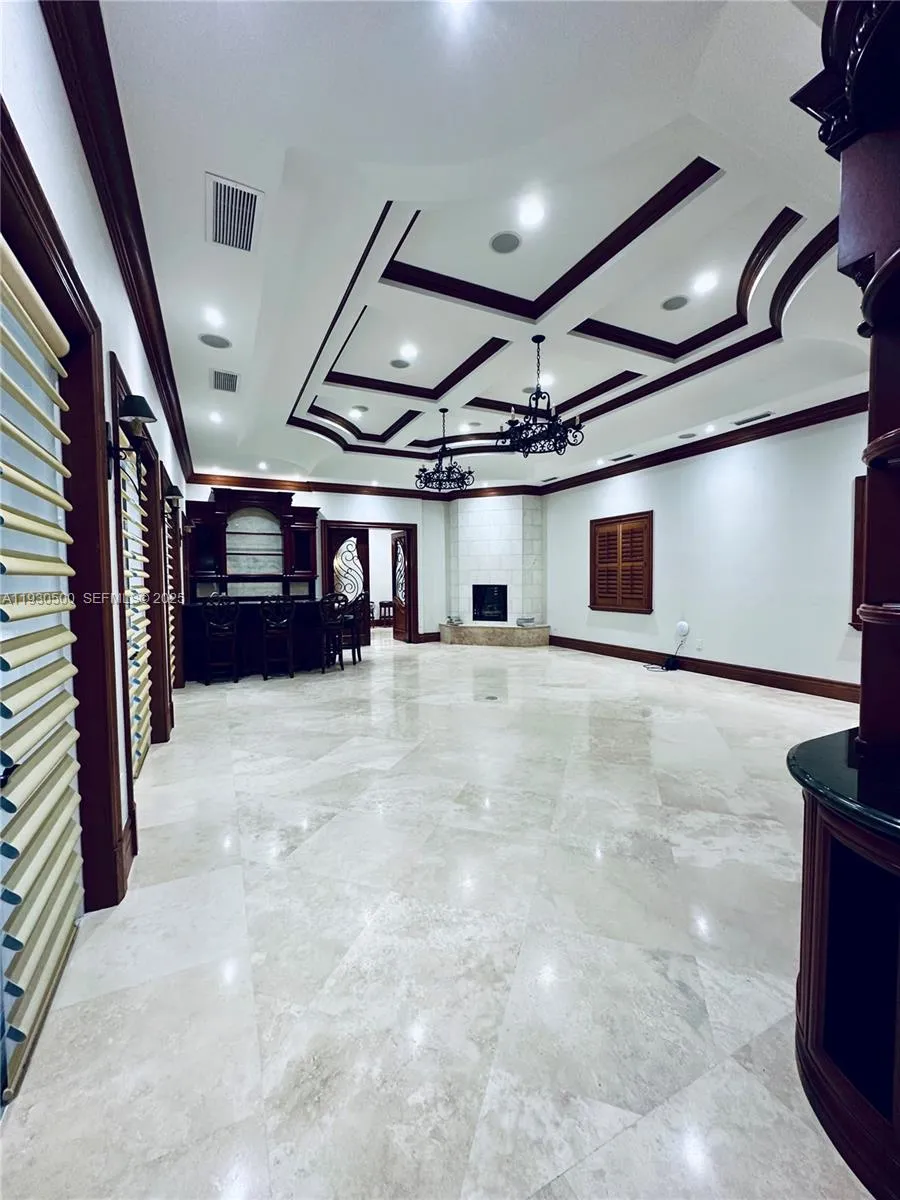6180 Sw 132nd St, Pinecrest, Florida 33156, Pinecrest, Florida 33156, 6 Bedrooms Bedrooms, ,6 BathroomsBathrooms,Residential Lease,For Rent,6180 Sw 132nd St, Pinecrest, Florida 33156,A11930500