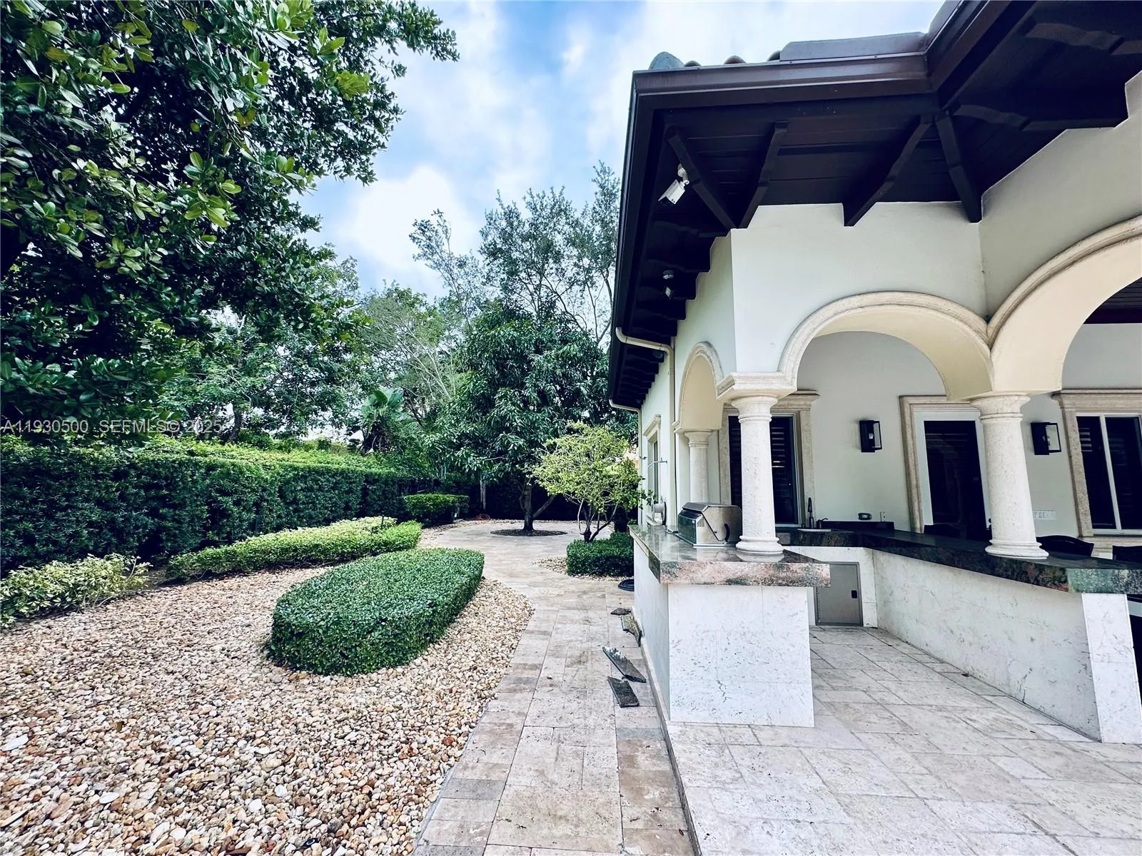 6180 Sw 132nd St, Pinecrest, Florida 33156, Pinecrest, Florida 33156, 6 Bedrooms Bedrooms, ,6 BathroomsBathrooms,Residential Lease,For Rent,6180 Sw 132nd St, Pinecrest, Florida 33156,A11930500