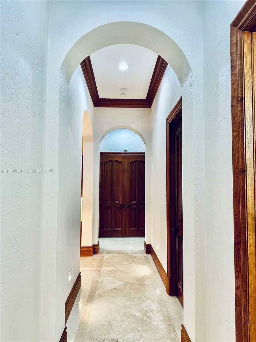 6180 Sw 132nd St, Pinecrest, Florida 33156, Pinecrest, Florida 33156, 6 Bedrooms Bedrooms, ,6 BathroomsBathrooms,Residential Lease,For Rent,6180 Sw 132nd St, Pinecrest, Florida 33156,A11930500