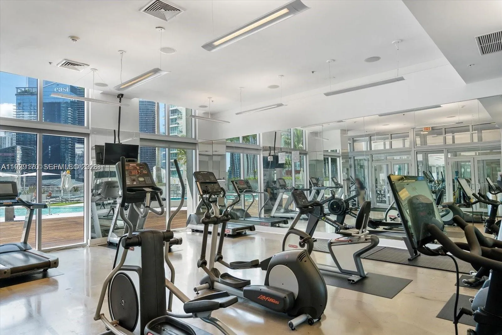 90 Sw 3rd St 1110, Miami, Florida 33130, Miami, Florida 33130, 1 Bedroom Bedrooms, ,1 BathroomBathrooms,Residential Lease,For Rent,90 Sw 3rd St 1110, Miami, Florida 33130,A11929170