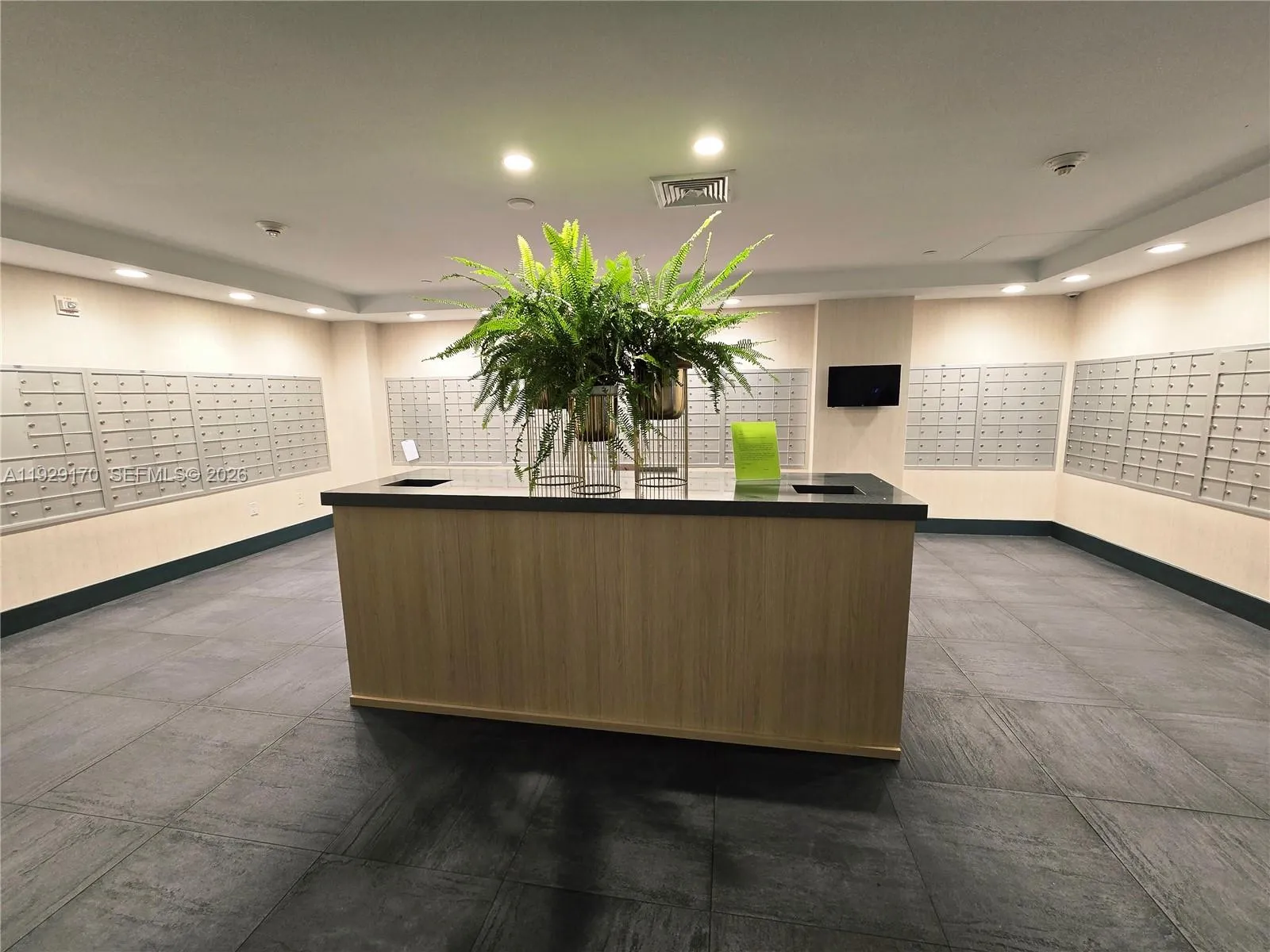 90 Sw 3rd St 1110, Miami, Florida 33130, Miami, Florida 33130, 1 Bedroom Bedrooms, ,1 BathroomBathrooms,Residential Lease,For Rent,90 Sw 3rd St 1110, Miami, Florida 33130,A11929170