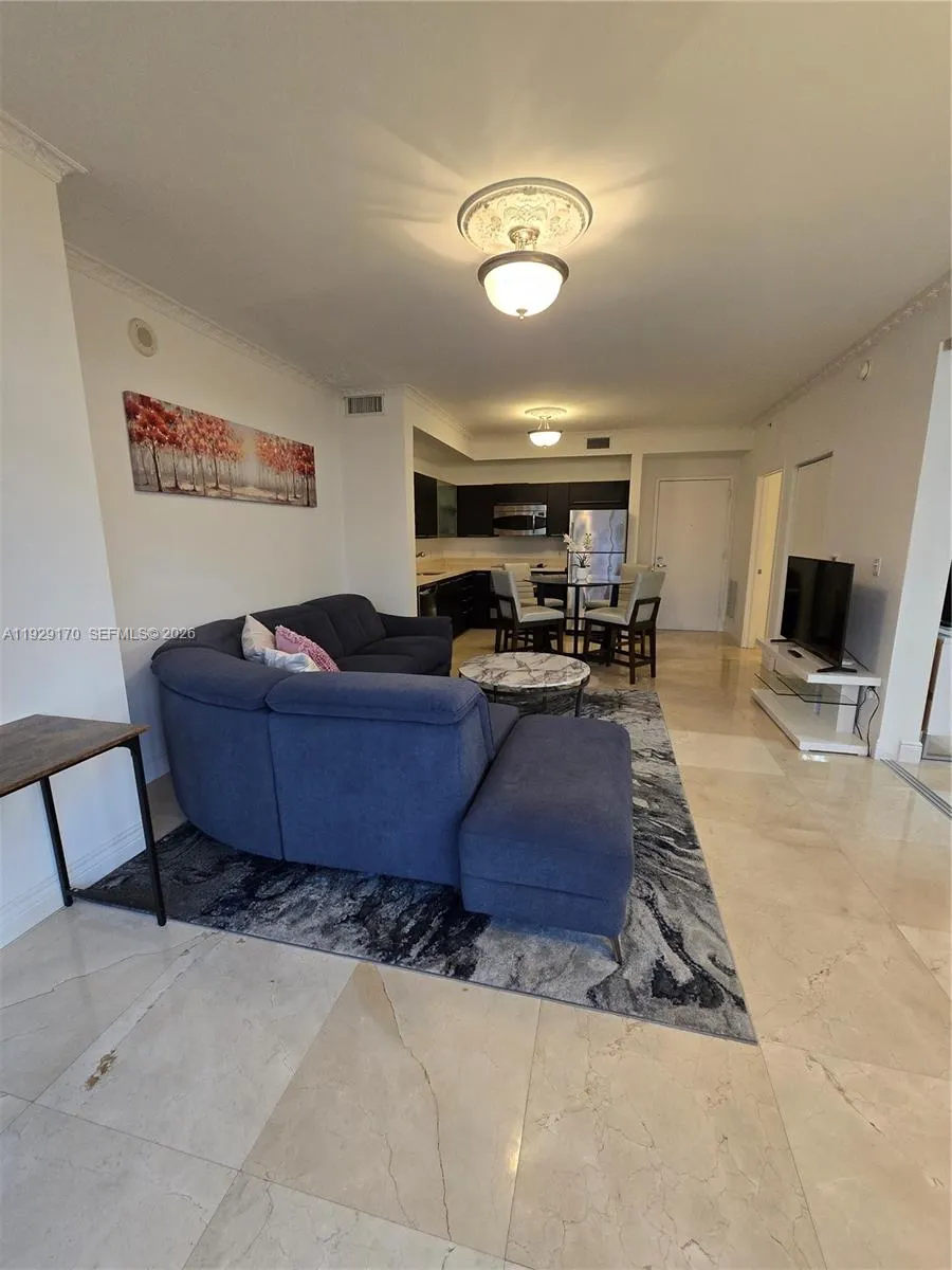 90 Sw 3rd St 1110, Miami, Florida 33130, Miami, Florida 33130, 1 Bedroom Bedrooms, ,1 BathroomBathrooms,Residential Lease,For Rent,90 Sw 3rd St 1110, Miami, Florida 33130,A11929170