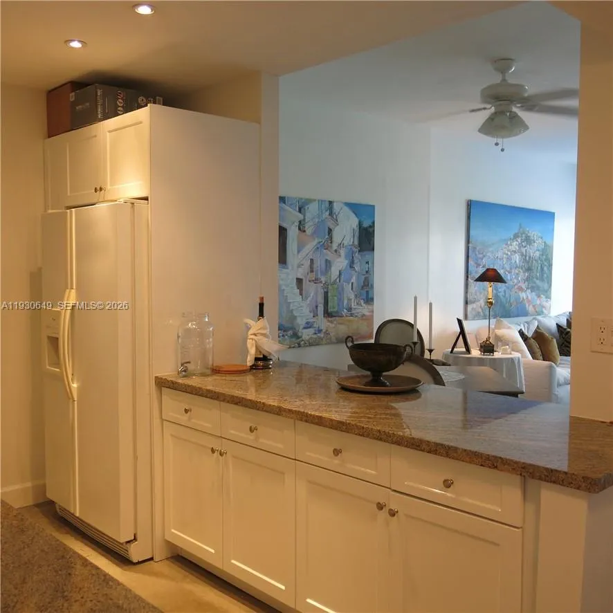 199 Ocean Lane Dr 102, Key Biscayne, Florida 33149, Key Biscayne, Florida 33149, 1 Bedroom Bedrooms, ,1 BathroomBathrooms,Residential Lease,For Rent,199 Ocean Lane Dr 102, Key Biscayne, Florida 33149,A11930649