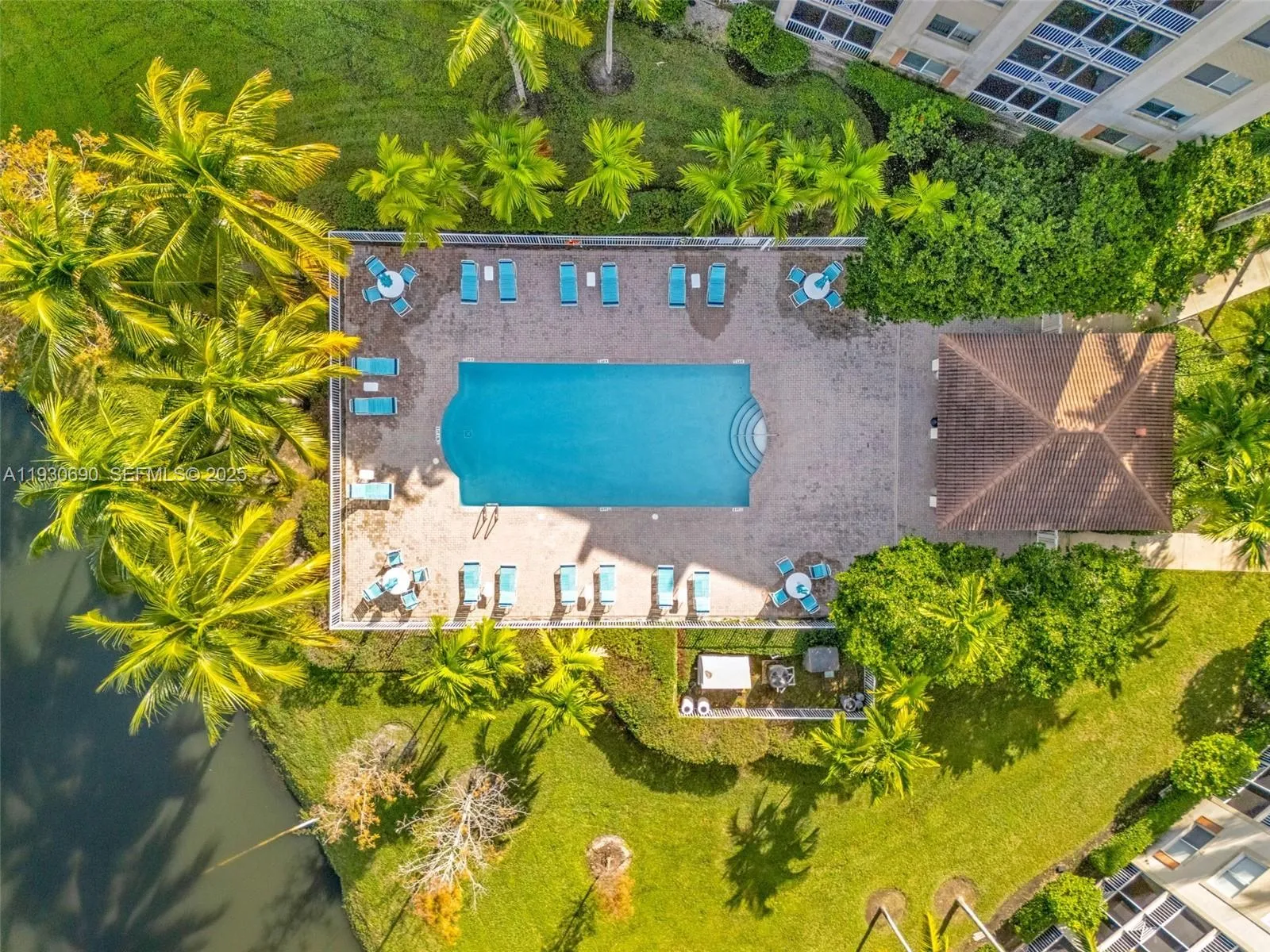 3600 Oaks Clubhouse Dr 103, Pompano Beach, Florida, Pompano Beach, Florida 33069, 2 Bedrooms Bedrooms, ,2 BathroomsBathrooms,Residential,For Sale,3600 Oaks Clubhouse Dr 103, Pompano Beach, Florida,A11930690