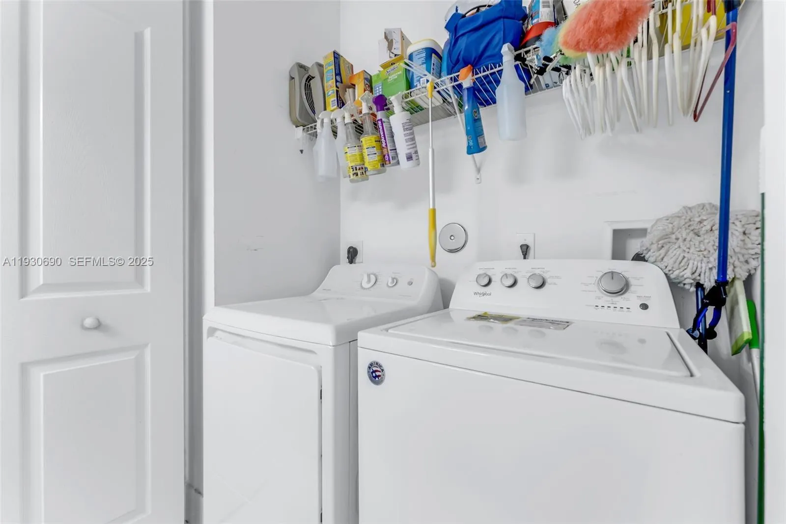 3600 Oaks Clubhouse Dr 103, Pompano Beach, Florida, Pompano Beach, Florida 33069, 2 Bedrooms Bedrooms, ,2 BathroomsBathrooms,Residential,For Sale,3600 Oaks Clubhouse Dr 103, Pompano Beach, Florida,A11930690