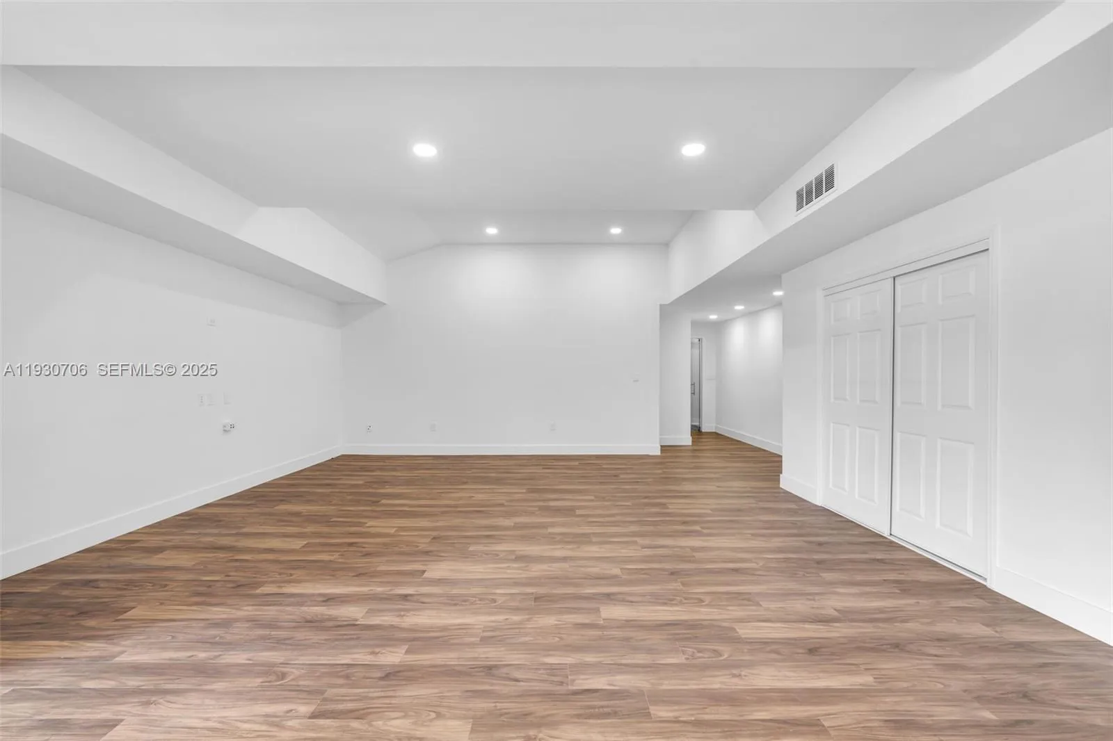 8930 Sw 40th St, Miami, Florida 33165, Miami, Florida 33165, ,Commercial Lease,For Rent,8930 Sw 40th St, Miami, Florida 33165,A11930706