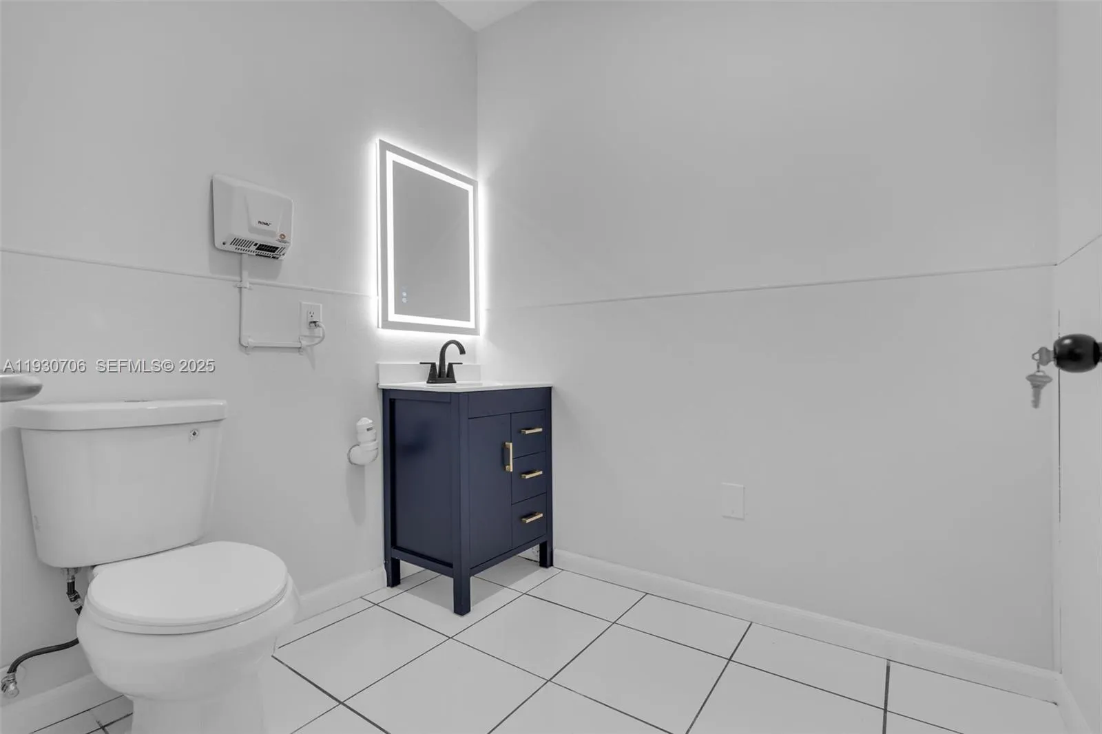 8930 Sw 40th St, Miami, Florida 33165, Miami, Florida 33165, ,Commercial Lease,For Rent,8930 Sw 40th St, Miami, Florida 33165,A11930706