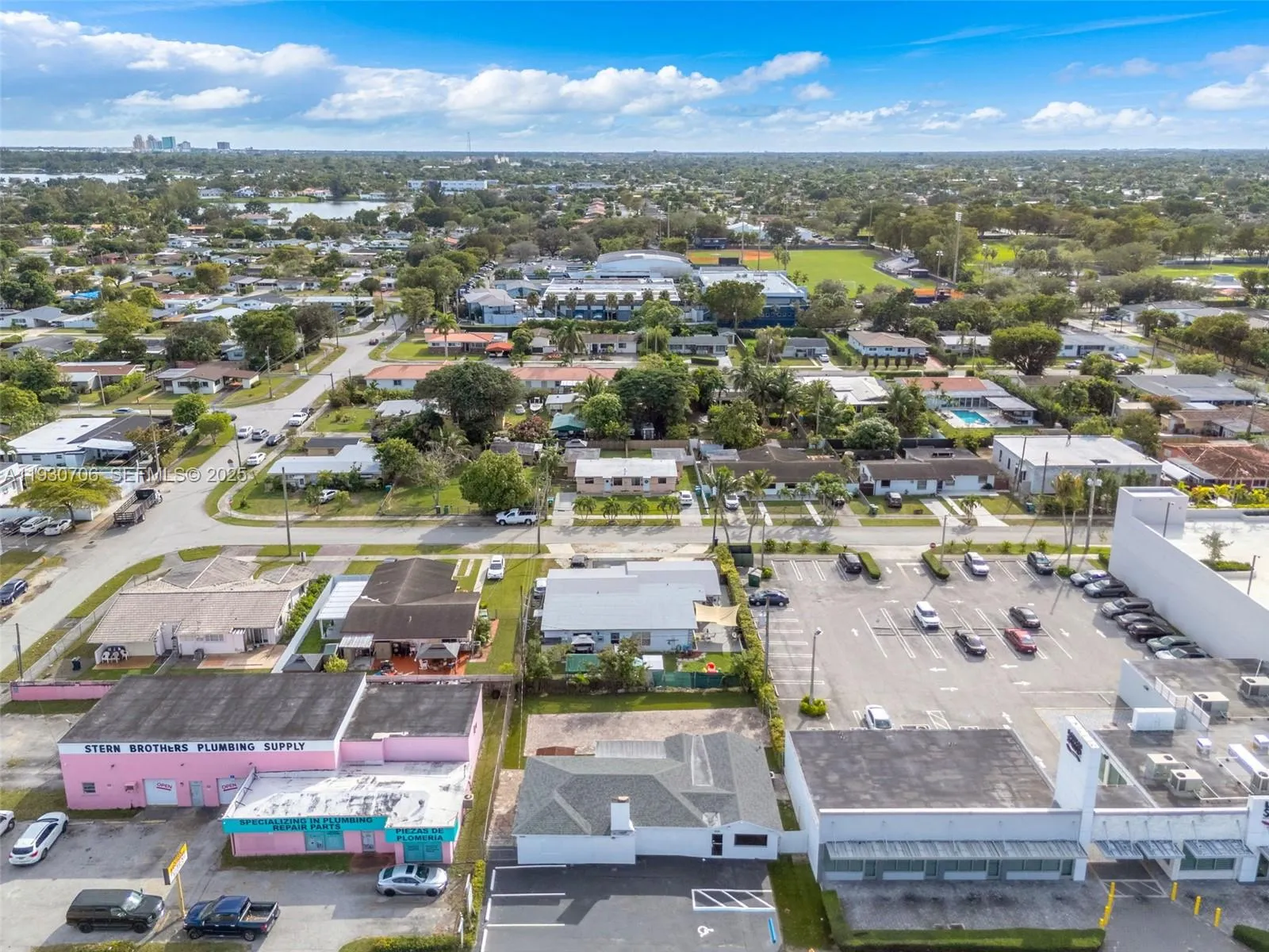 8930 Sw 40th St, Miami, Florida 33165, Miami, Florida 33165, ,Commercial Lease,For Rent,8930 Sw 40th St, Miami, Florida 33165,A11930706