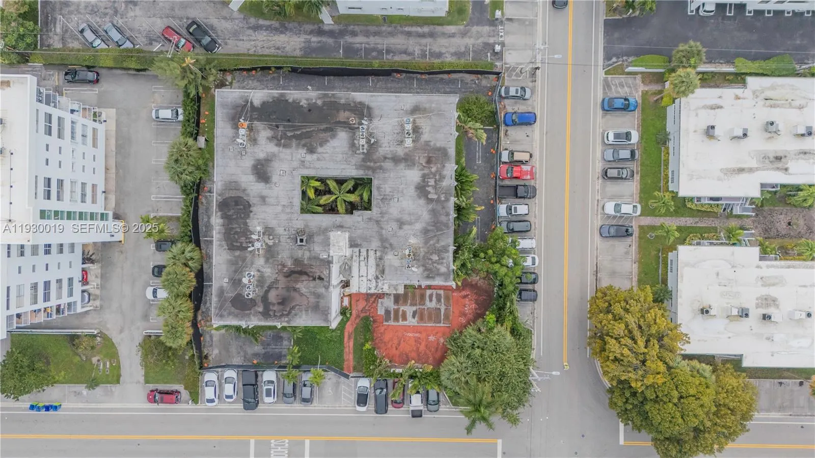 1080 93rd St, Bay Harbor Islands, Florida 33154, Bay Harbor Islands, Florida 33154, ,Commercial Sale,For Sale,1080 93rd St, Bay Harbor Islands, Florida 33154,A11930019